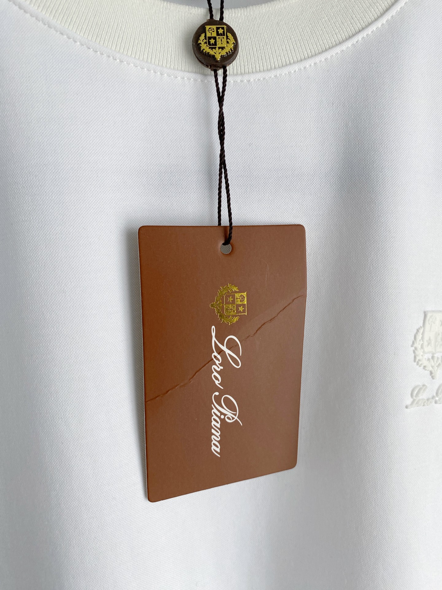 。Loro Piana老钱风品牌🌟丝光面料🌟2026春夏新款首发专柜最新款短袖圆领T恤 高端订制 设计前