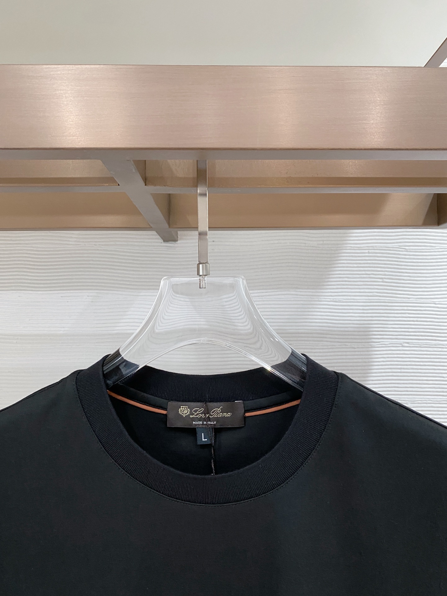 。Loro Piana老钱风品牌🌟丝光面料🌟2026春夏新款首发专柜最新款短袖圆领T恤 高端订制 设计前
