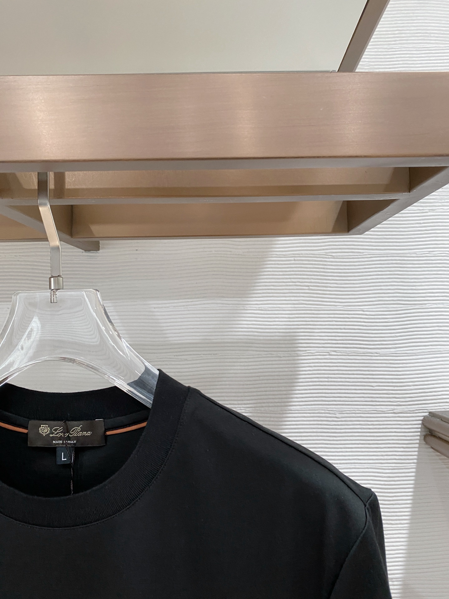 。Loro Piana老钱风品牌🌟丝光面料🌟2026春夏新款首发专柜最新款短袖圆领T恤 高端订制 设计前