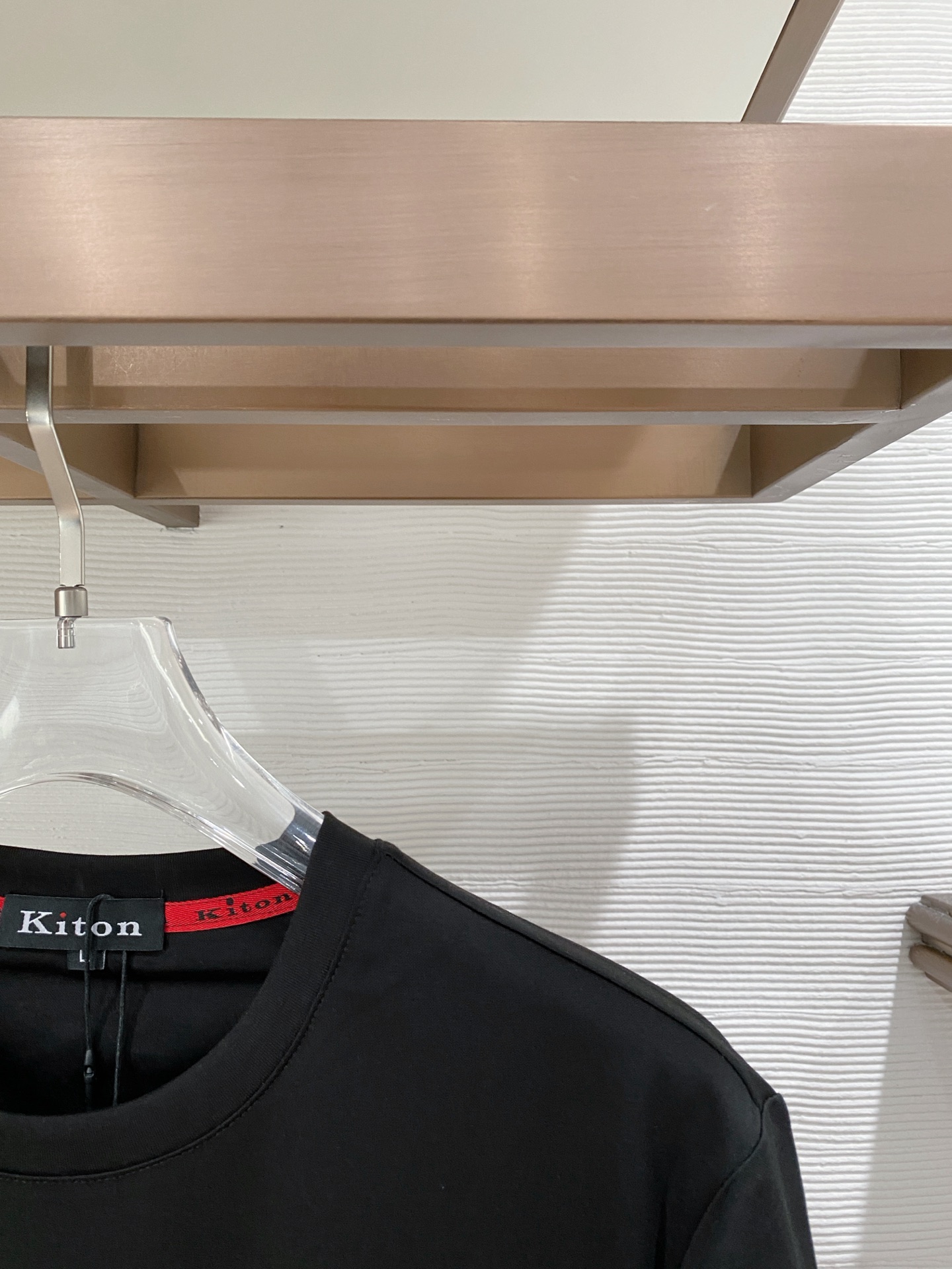 。其顿老钱风品牌🌟丝光面料🌟2026春夏新款首发专柜最新款短袖圆领T恤 高端订制 设计前卫时尚！品牌lo