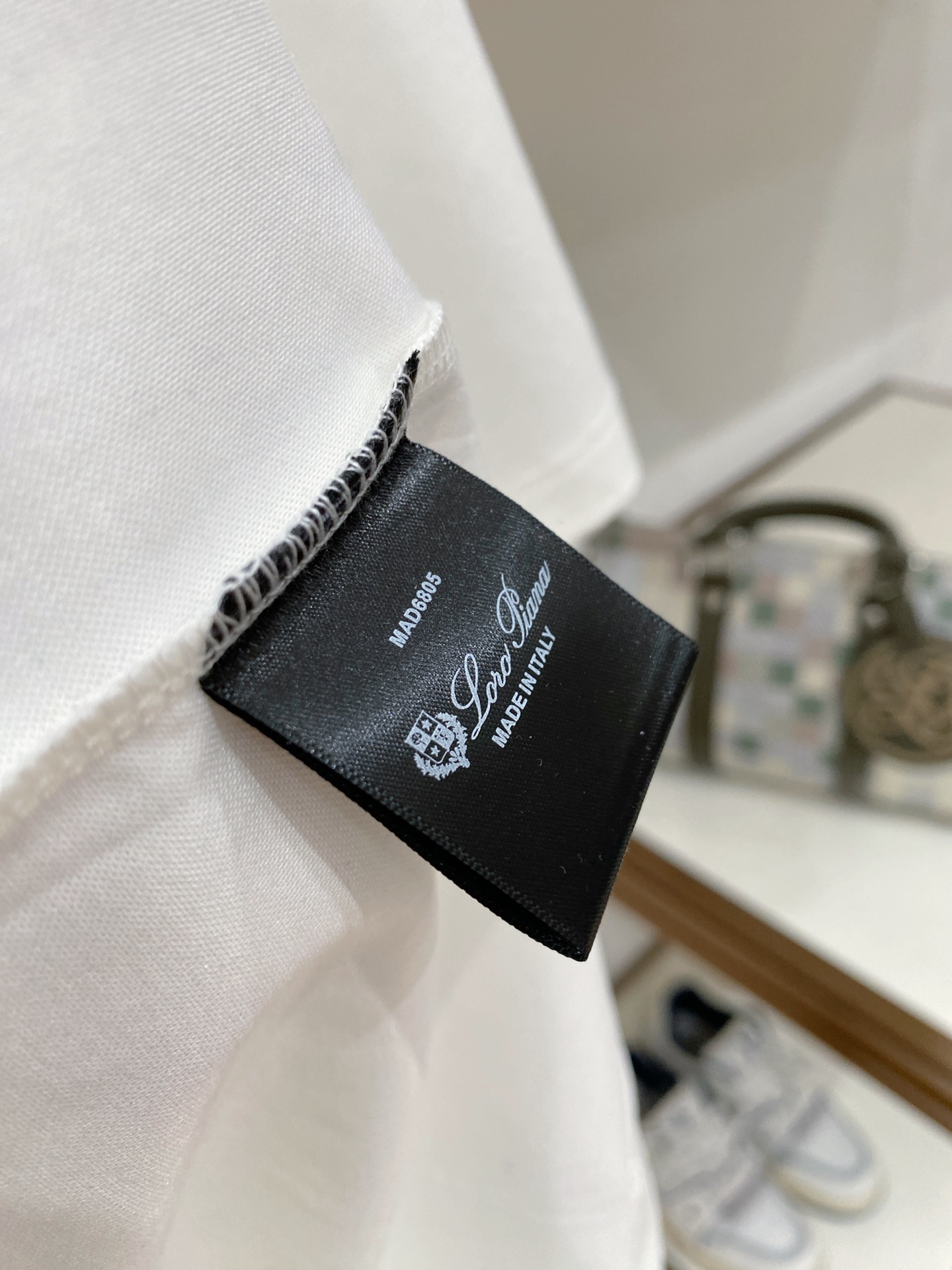 。Loro Piana老钱风品牌🌟丝光面料🌟2026春夏新款首发专柜最新款短袖圆领T恤 高端订制 设计前