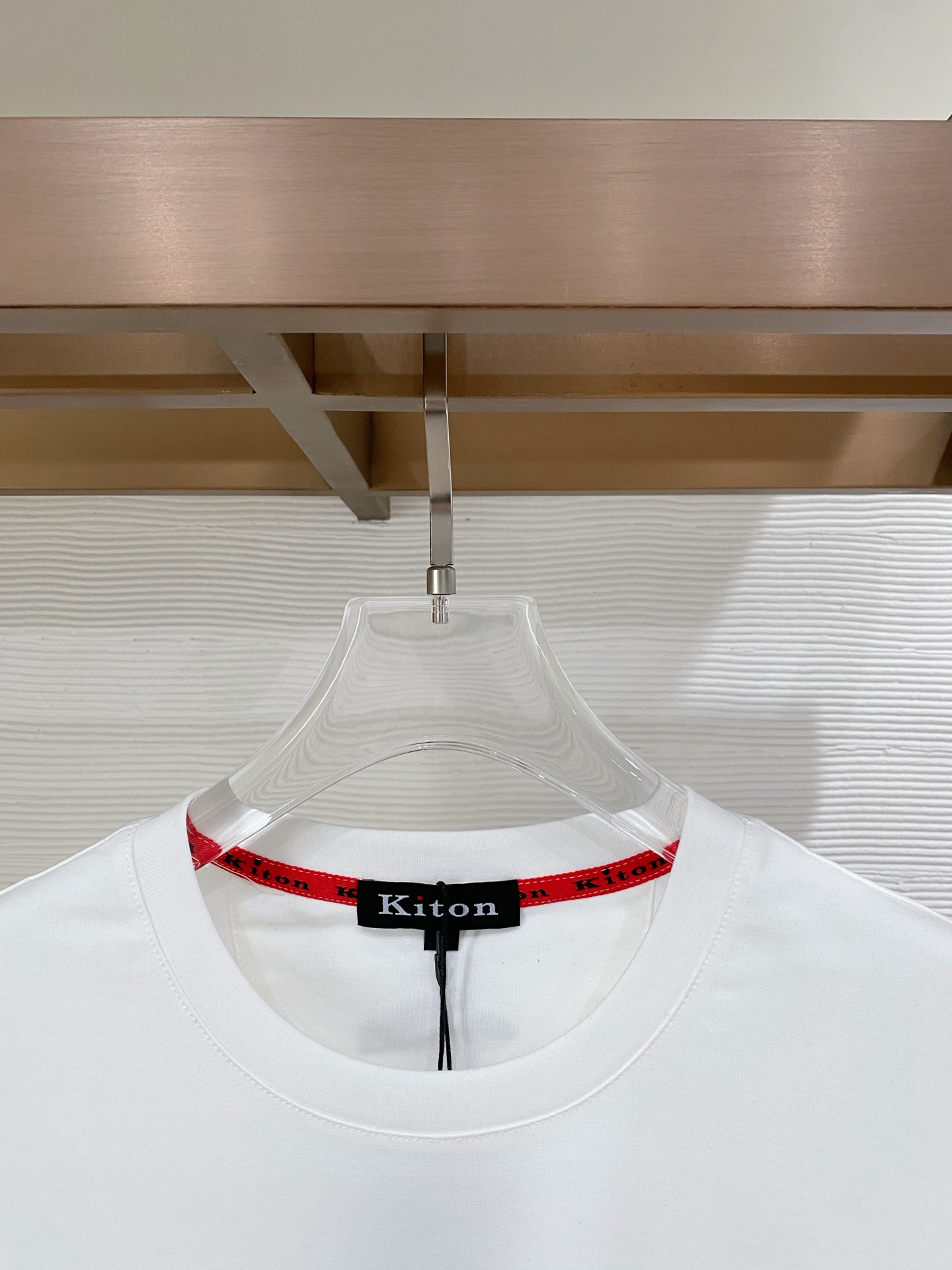 。其顿老钱风品牌🌟丝光面料🌟2026春夏新款首发专柜最新款短袖圆领T恤 高端订制 设计前卫时尚！品牌lo