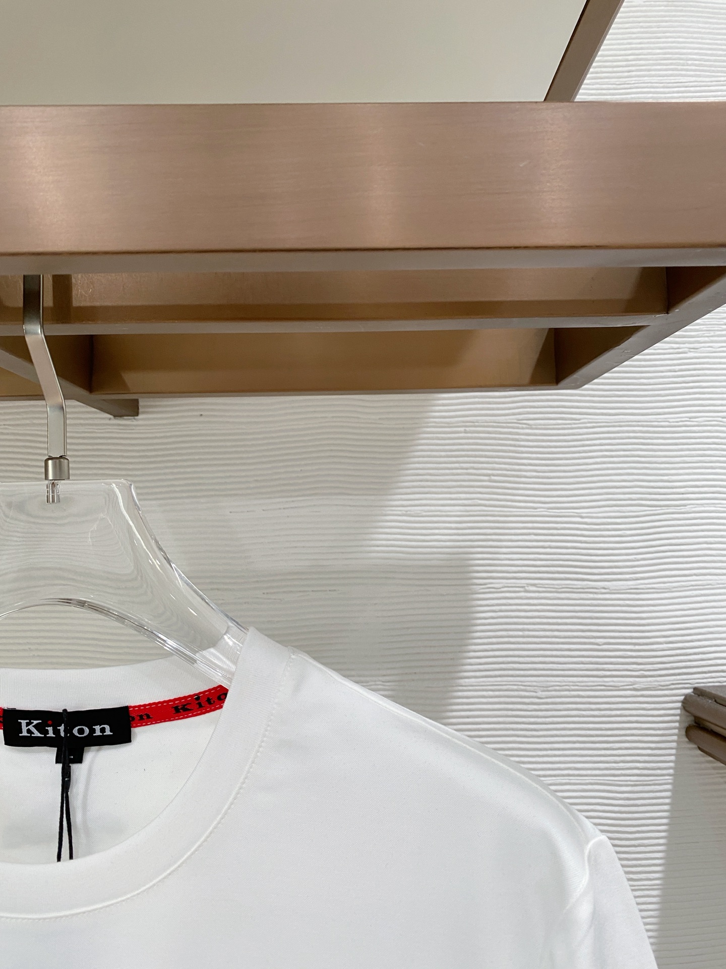 。其顿老钱风品牌🌟丝光面料🌟2026春夏新款首发专柜最新款短袖圆领T恤 高端订制 设计前卫时尚！品牌lo