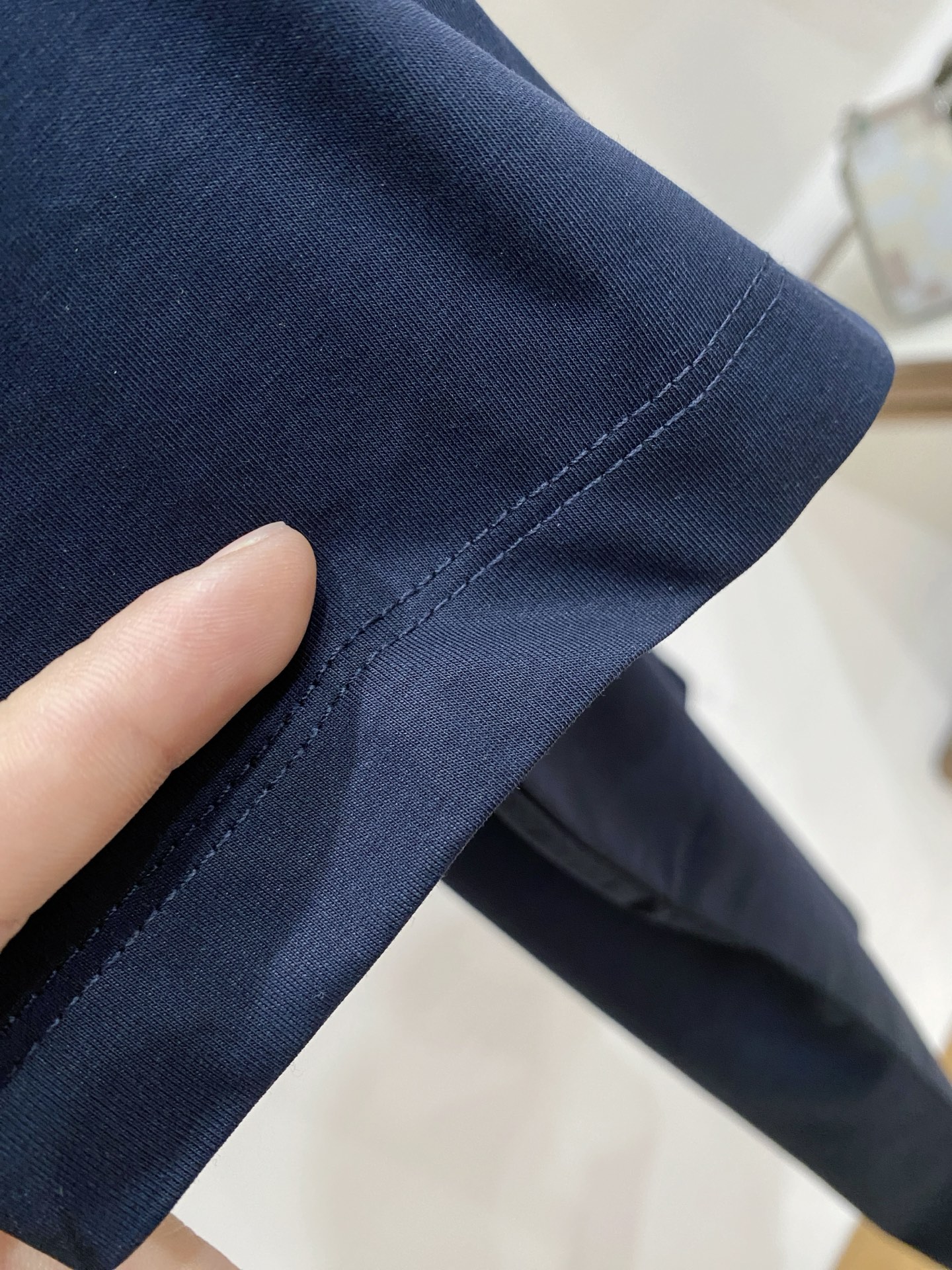 。Loro Piana老钱风品牌🌟丝光面料🌟2026春夏新款首发专柜最新款短袖圆领T恤 高端订制 设计前