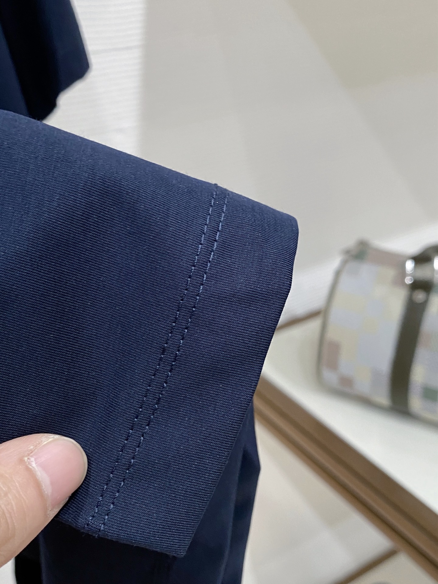 。Loro Piana老钱风品牌🌟丝光面料🌟2026春夏新款首发专柜最新款短袖圆领T恤 高端订制 设计前