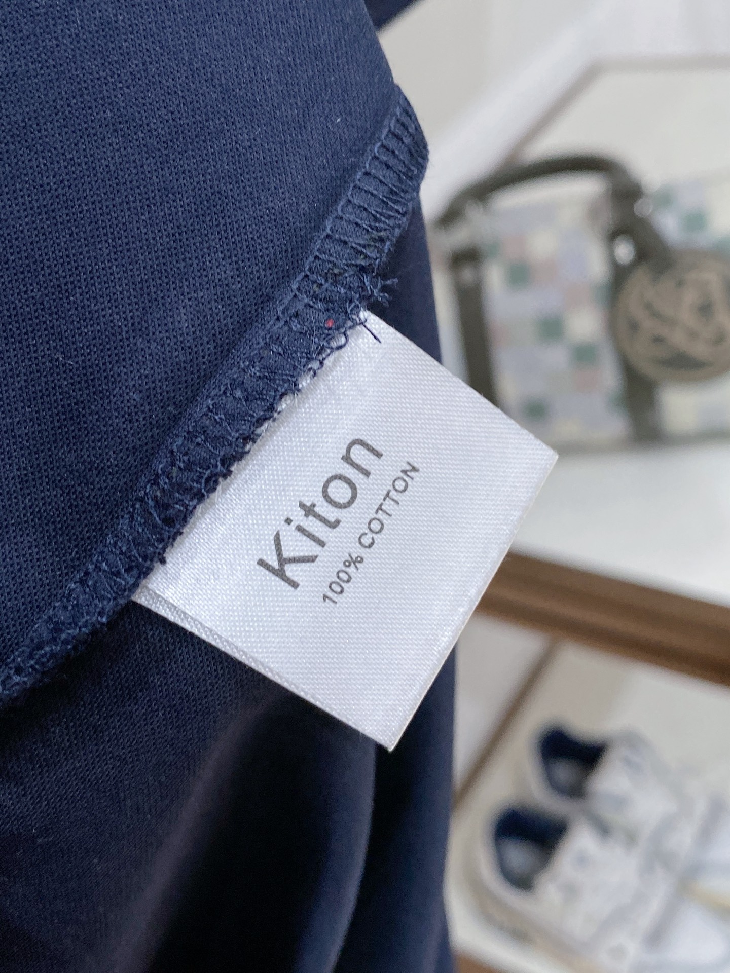 。其顿老钱风品牌🌟丝光面料🌟2026春夏新款首发专柜最新款短袖圆领T恤 高端订制 设计前卫时尚！品牌lo