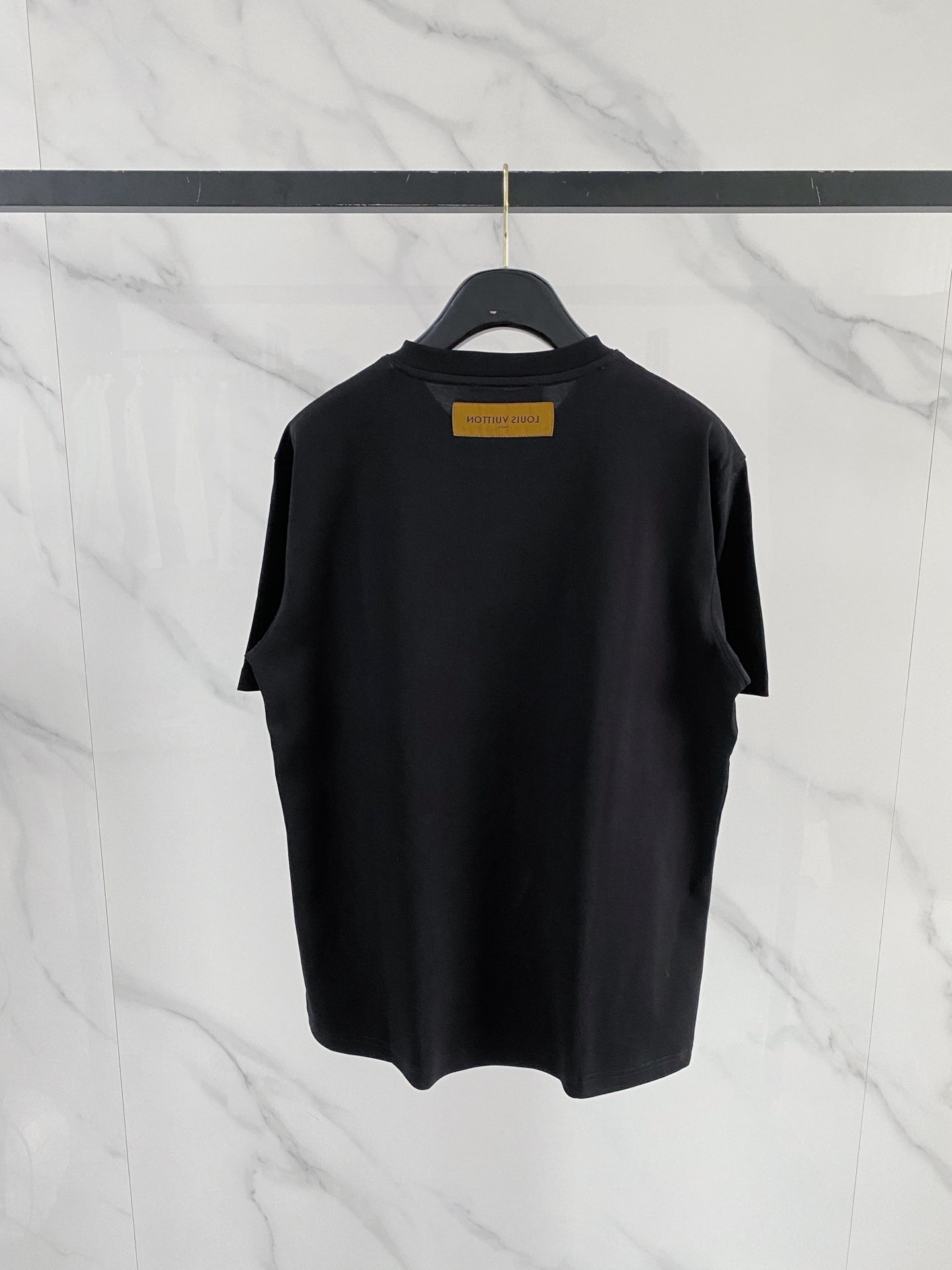 LV men LV 2026 New T logo — photo 9