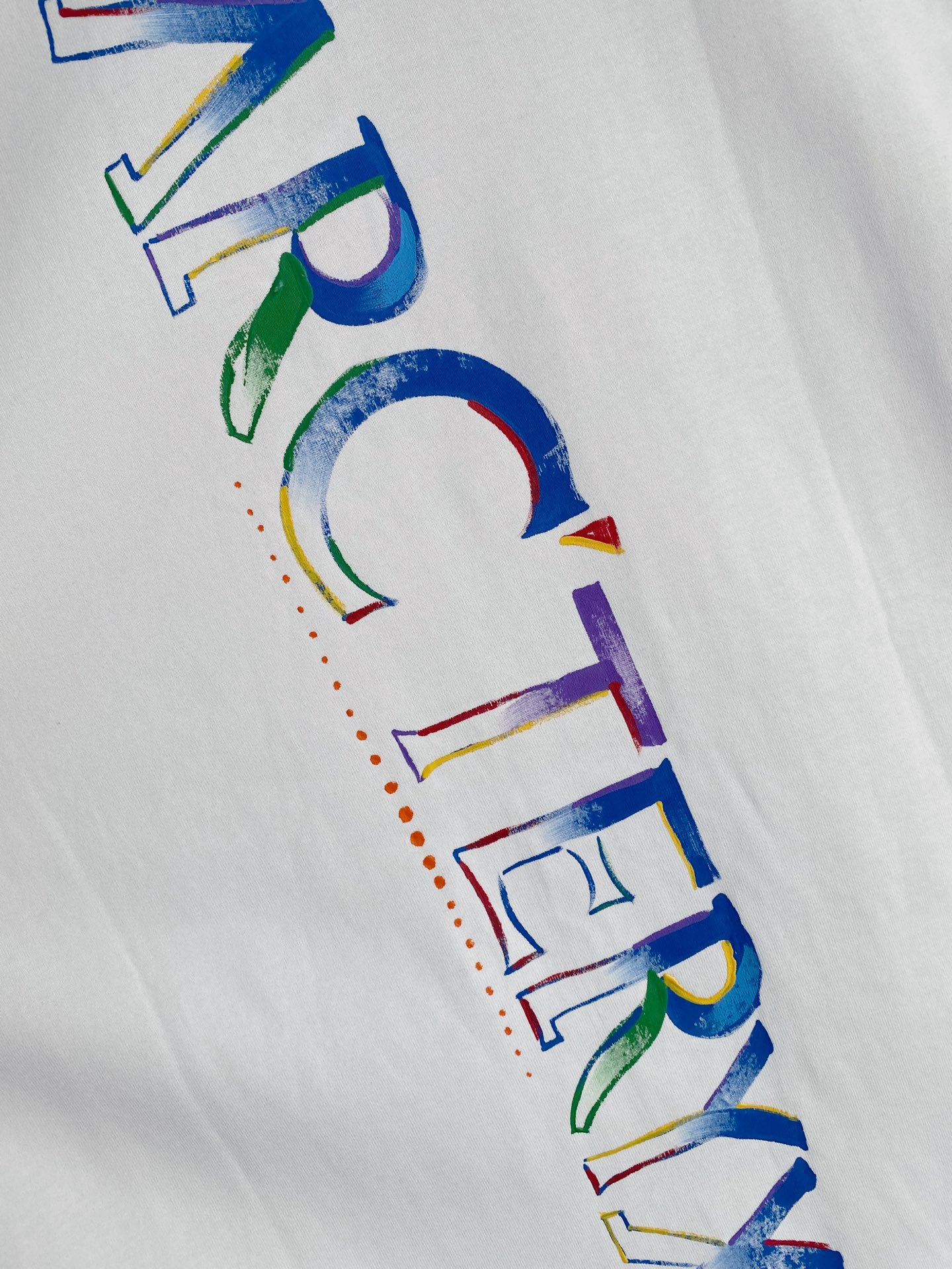 。鸟🌟精品系列🌟2026春夏新款首发专柜最新款短袖圆领T恤 高端订制 设计前卫时尚！品牌logo重工艺设