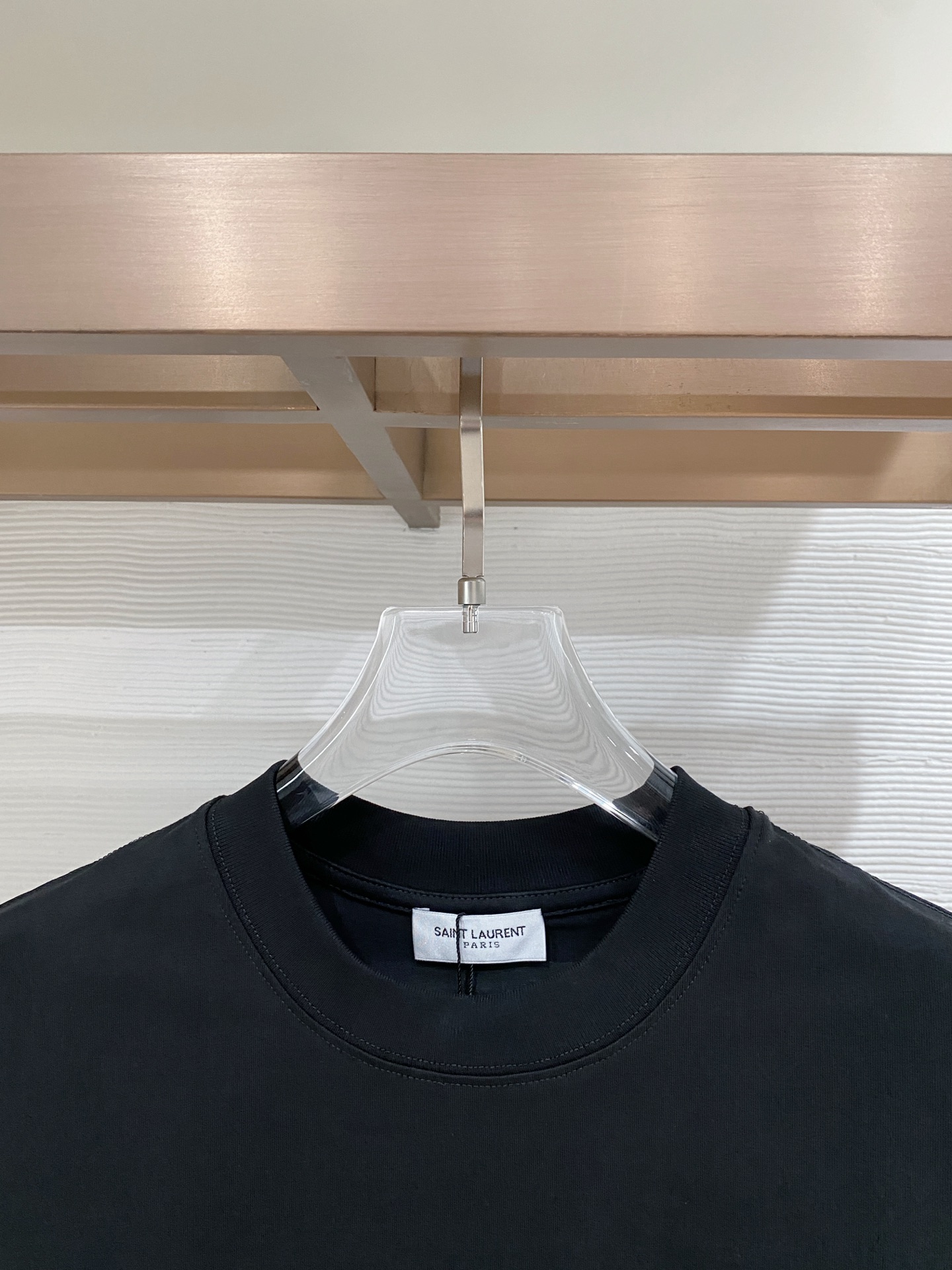 。SYL🌟精品系列🌟2026春夏新款首发专柜最新款短袖圆领T恤 高端订制 设计前卫时尚！品牌logo重工