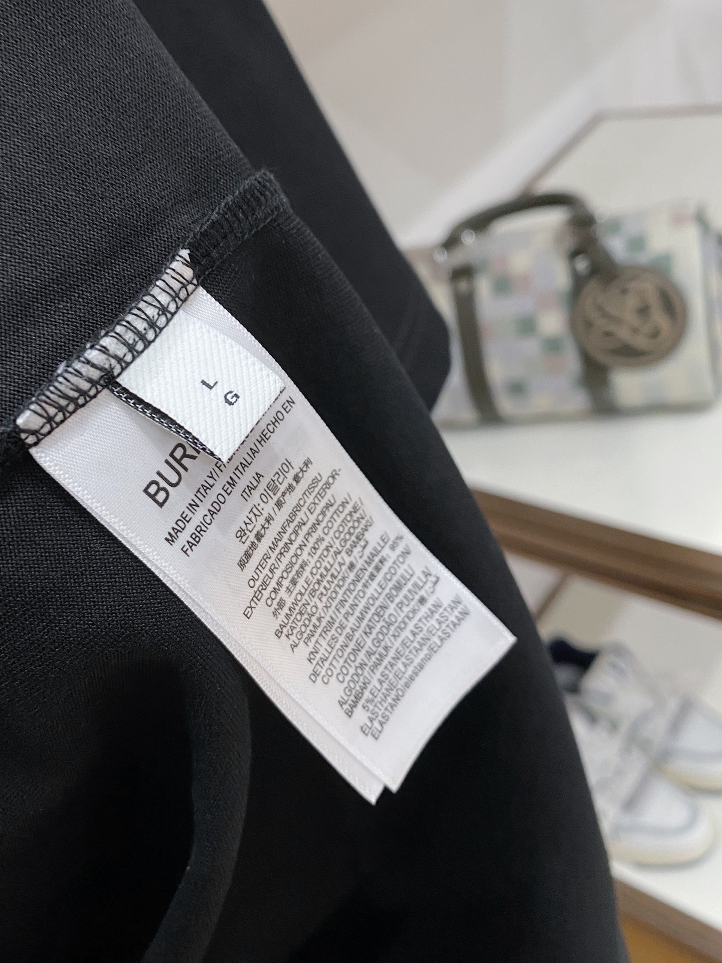 。巴宝莉🌟精品系列🌟2026春夏新款首发专柜最新款短袖圆领T恤 高端订制 设计前卫时尚！品牌logo重工