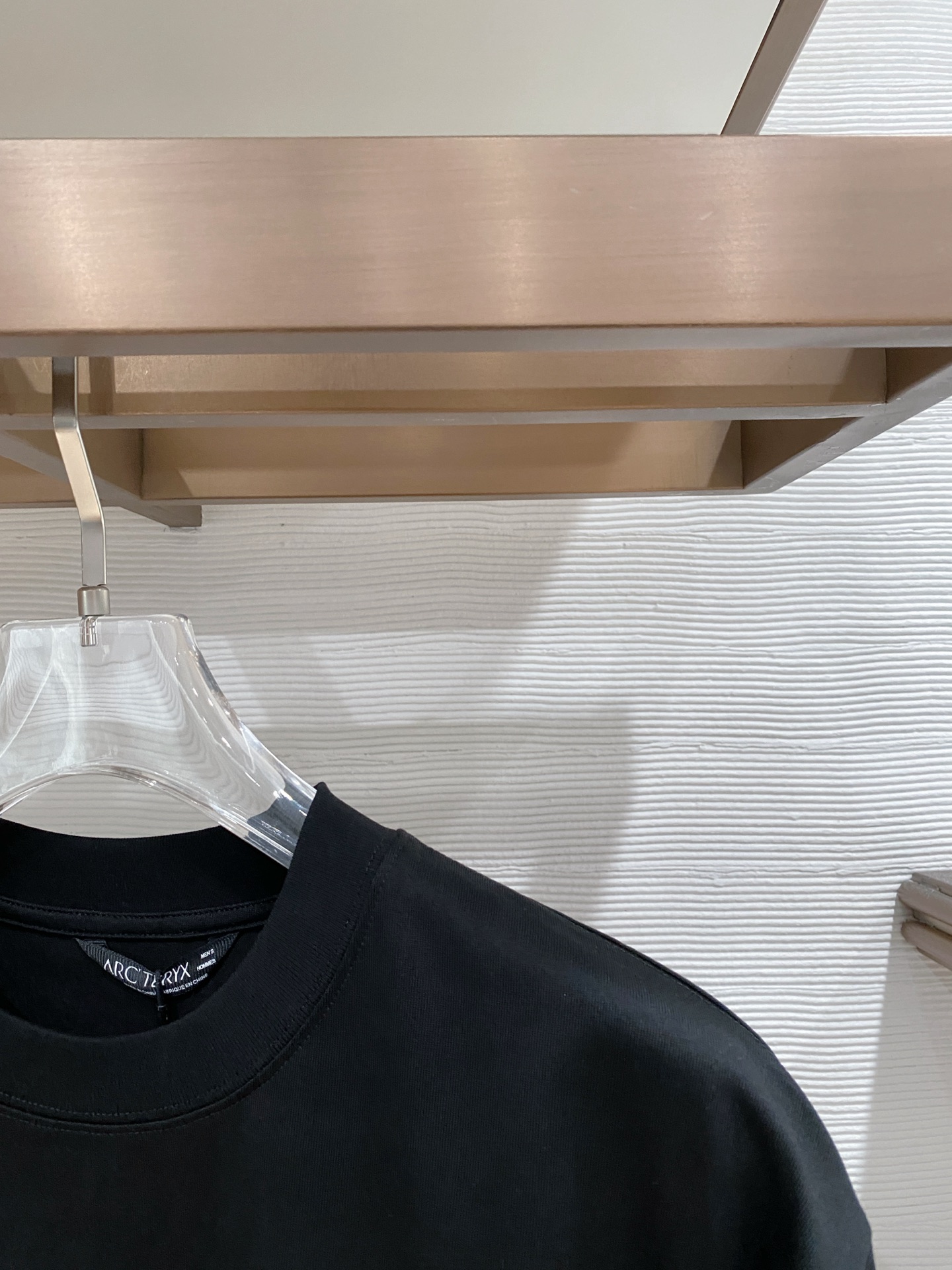 。鸟🌟精品系列🌟2026春夏新款首发专柜最新款短袖圆领T恤 高端订制 设计前卫时尚！品牌logo重工艺设