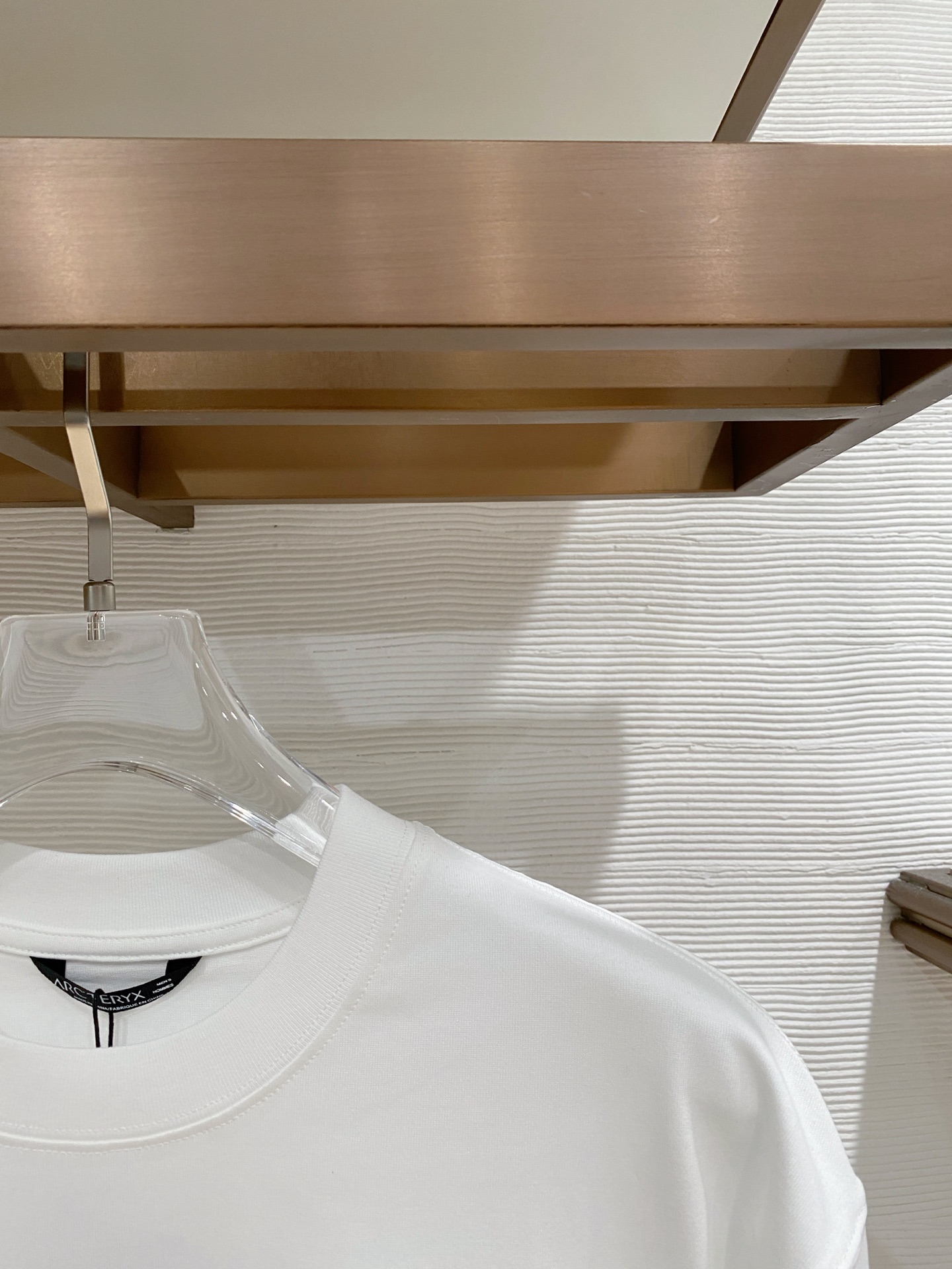 。鸟🌟精品系列🌟2026春夏新款首发专柜最新款短袖圆领T恤 高端订制 设计前卫时尚！品牌logo重工艺设