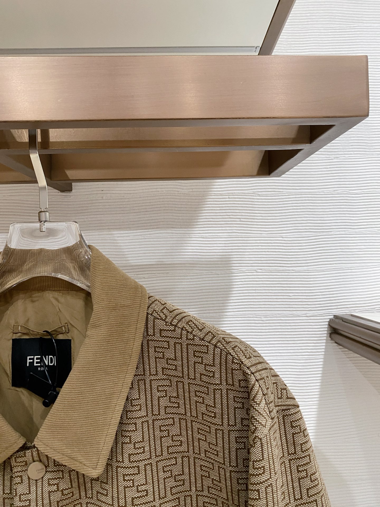 Fendi 芬迪 2026SS春季新品🆕Fendi老花夹克外套 专柜定制面料 透气舒适度高，细节无可挑剔