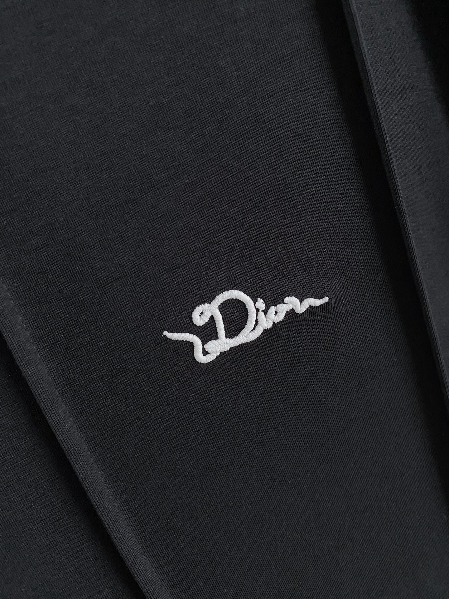 Diro 🌟精品云朵棉面料🌟2026春夏新款首发专柜最新款短袖圆领T恤 高端订制 设计前卫时尚！品牌lo