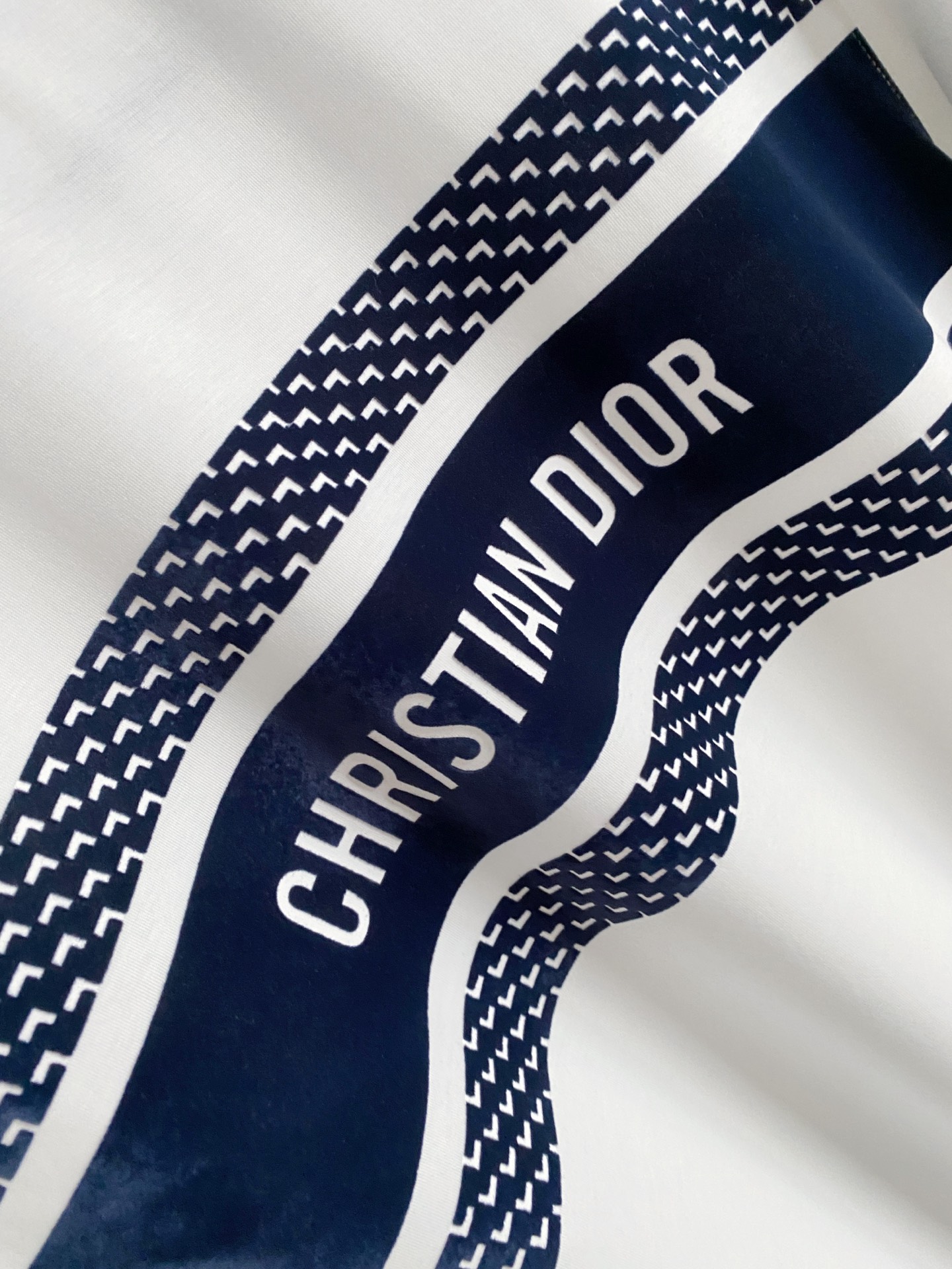 Diro 🌟精品云朵棉面料🌟2026春夏新款首发专柜最新款短袖圆领T恤 高端订制 设计前卫时尚！品牌lo