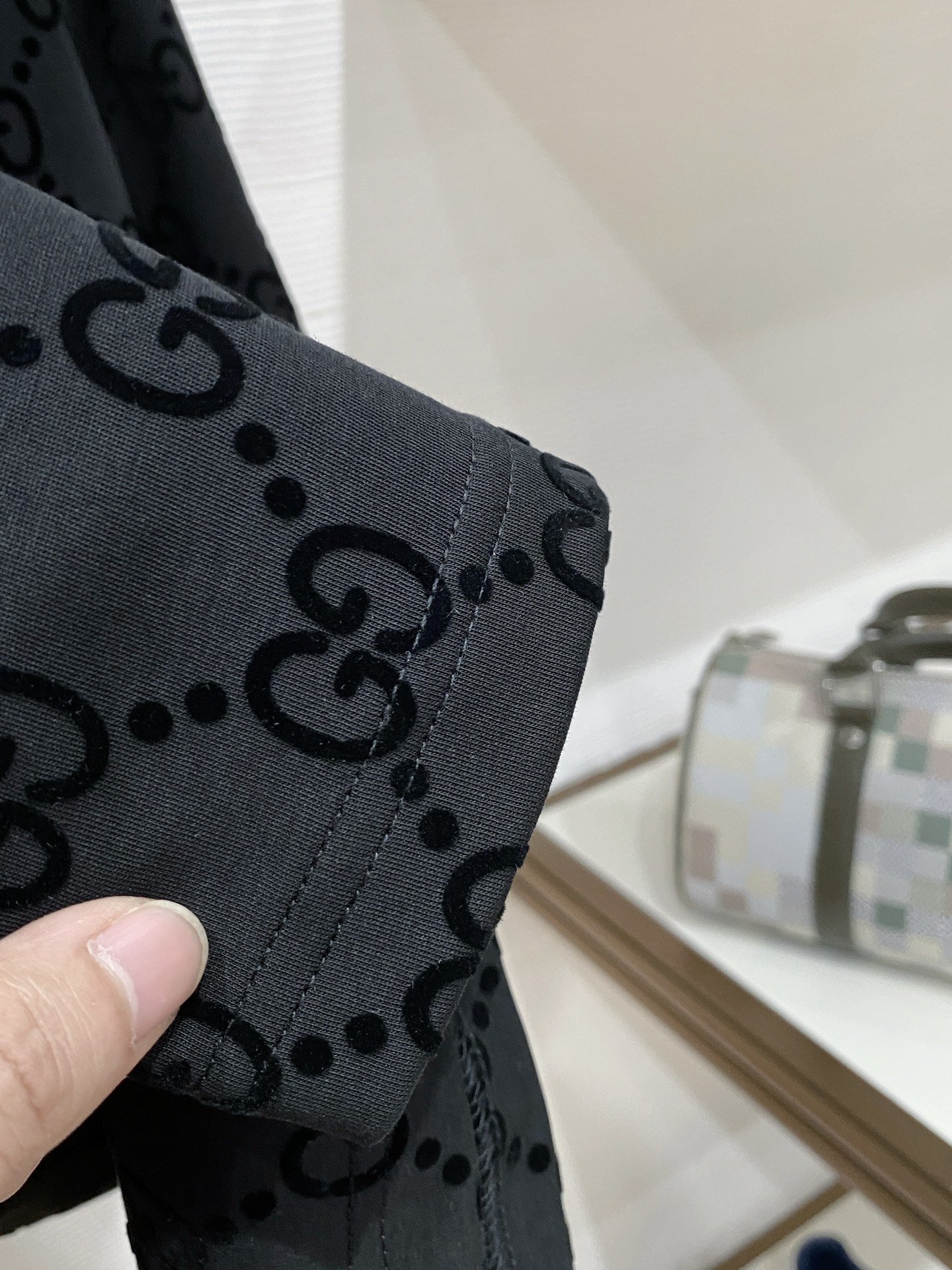 古驰 🌟精品云朵棉面料🌟2026春夏新款首发专柜最新款短袖圆领T恤 高端订制 设计前卫时尚！品牌logo