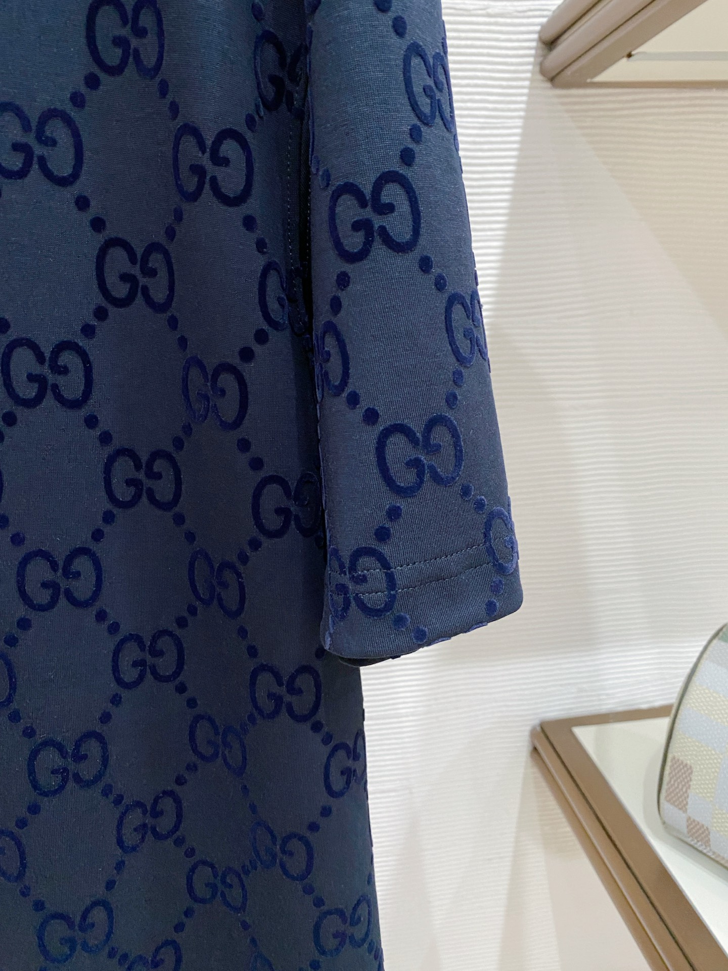 古驰 🌟精品云朵棉面料🌟2026春夏新款首发专柜最新款短袖圆领T恤 高端订制 设计前卫时尚！品牌logo