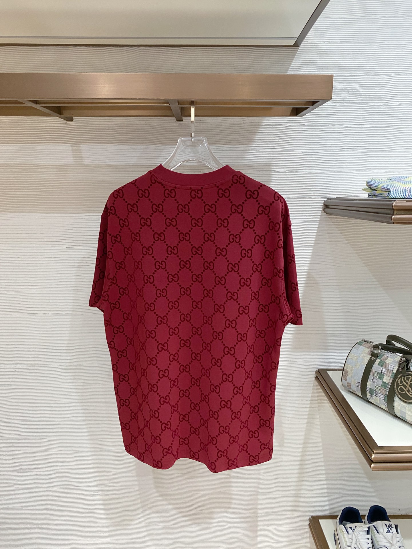 古驰 🌟精品云朵棉面料🌟2026春夏新款首发专柜最新款短袖圆领T恤 高端订制 设计前卫时尚！品牌logo