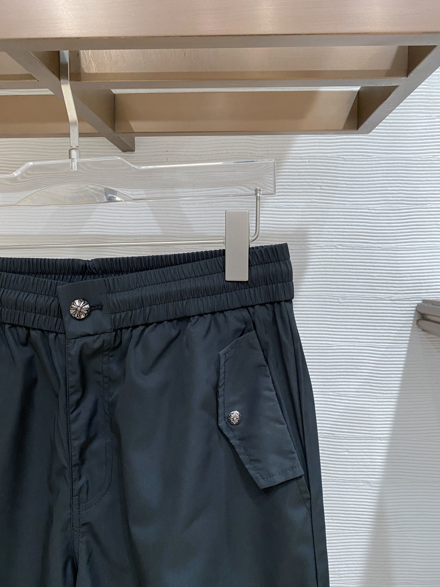 🌟27 克罗心# 2026 春夏时尚/休闲裤子美学的焕新诠释,演绎浓郁的格调型时尚风范,细节感和设计感强