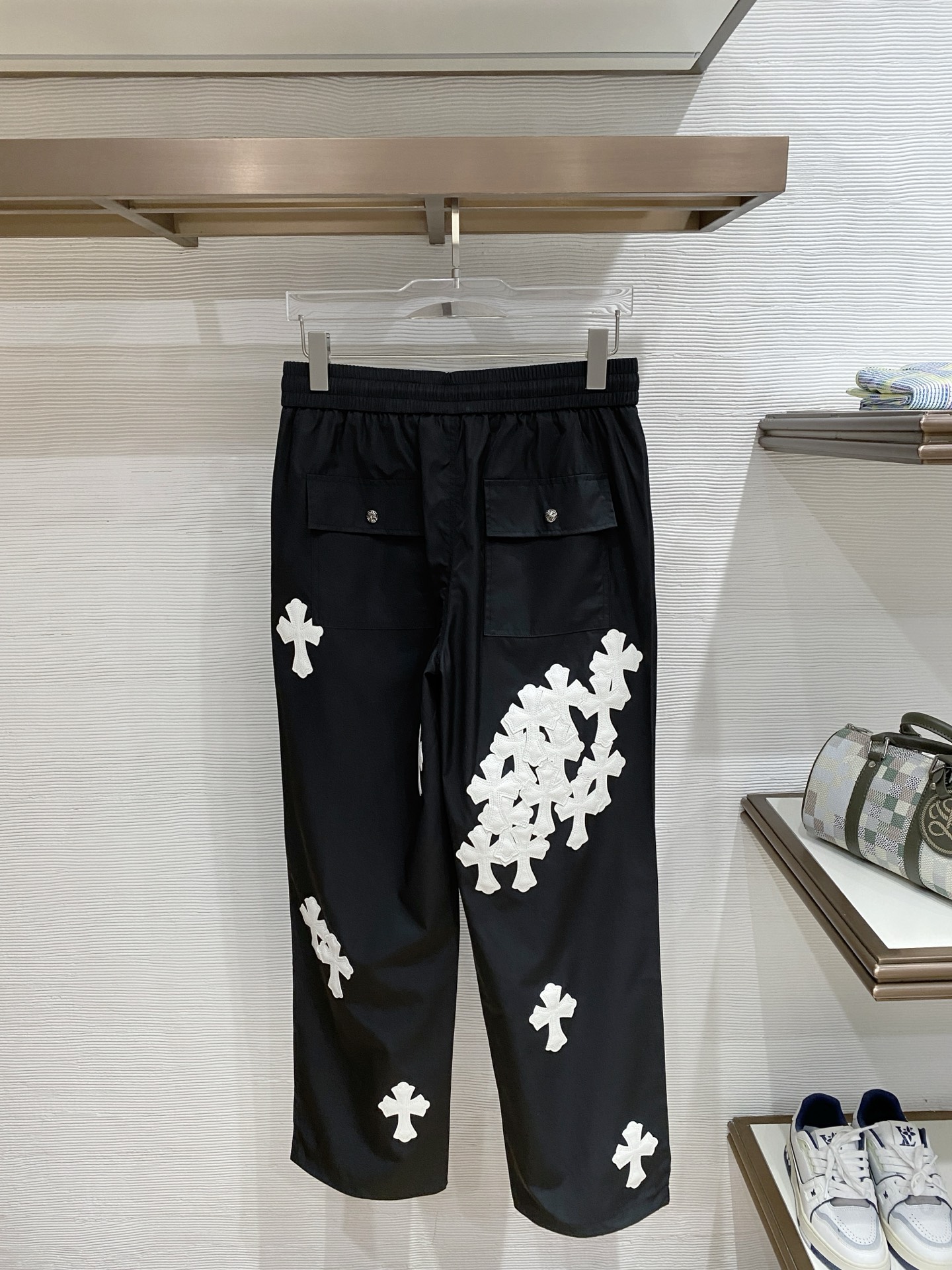 🌟27 克罗心# 2026 春夏时尚/休闲裤子美学的焕新诠释,演绎浓郁的格调型时尚风范,细节感和设计感强