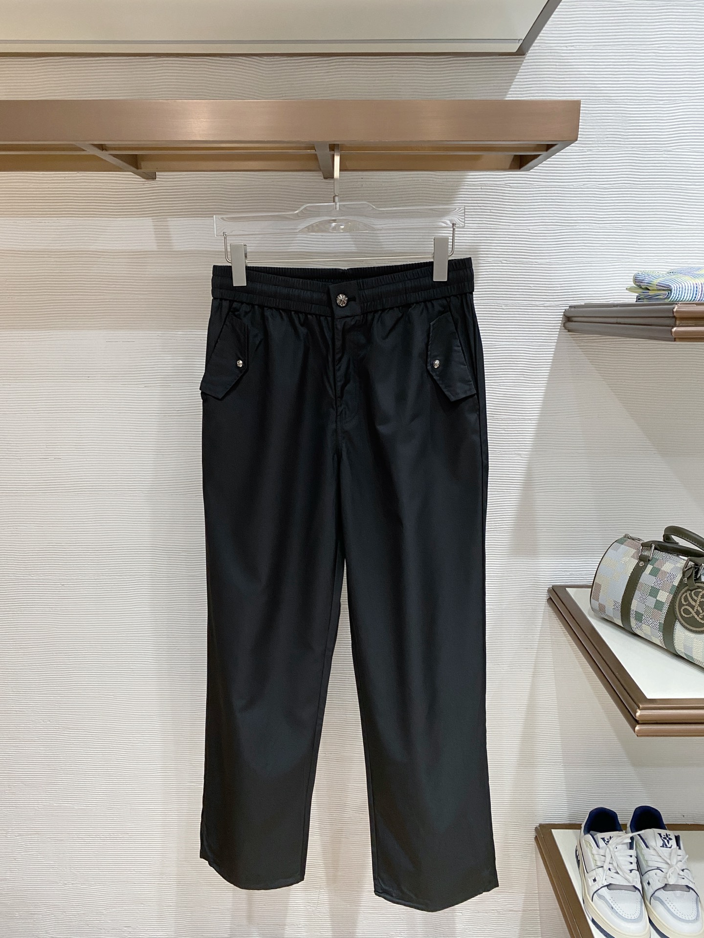 🌟27 克罗心# 2026 春夏时尚/休闲裤子美学的焕新诠释,演绎浓郁的格调型时尚风范,细节感和设计感强