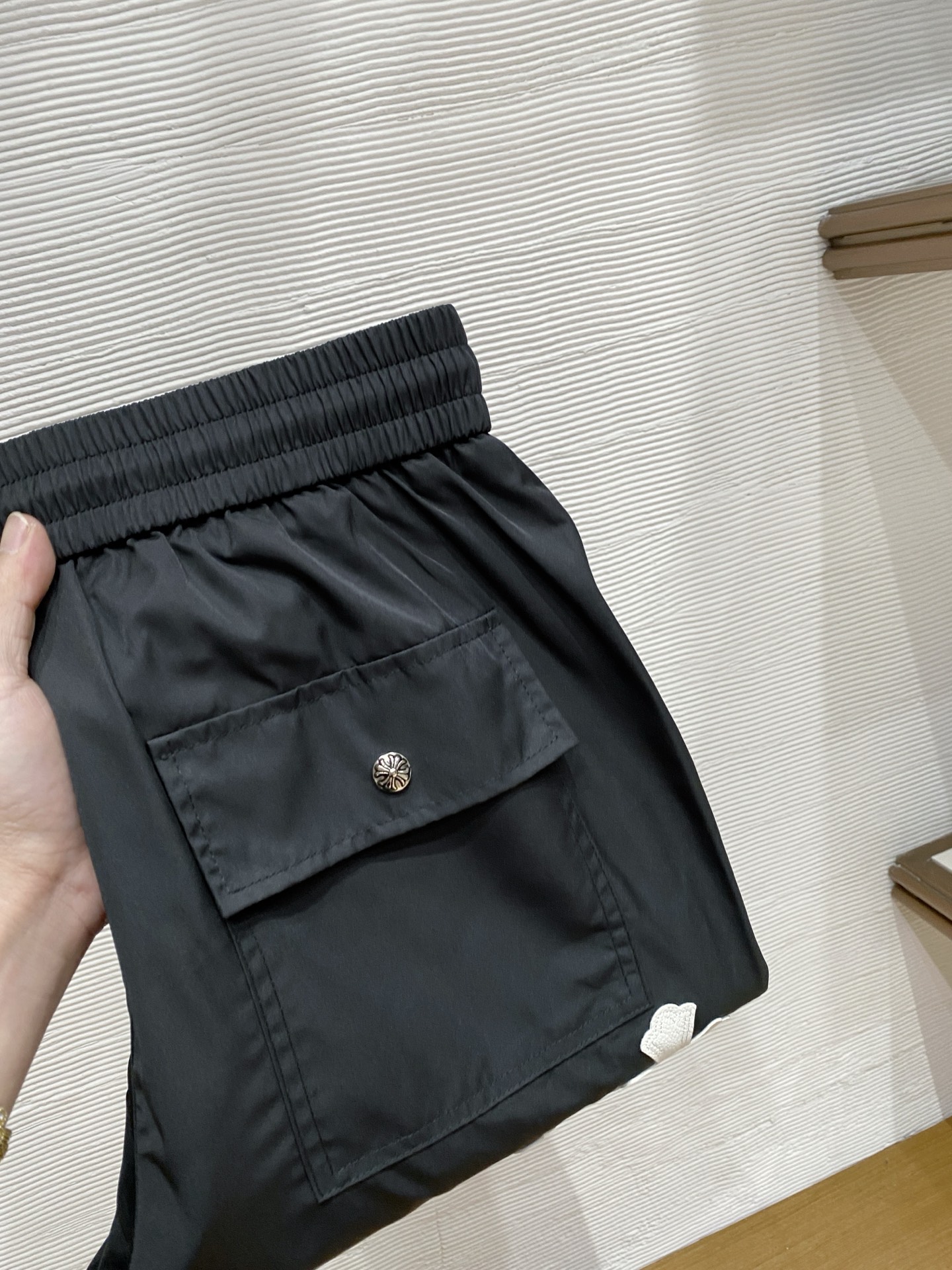 🌟27 克罗心# 2026 春夏时尚/休闲裤子美学的焕新诠释,演绎浓郁的格调型时尚风范,细节感和设计感强