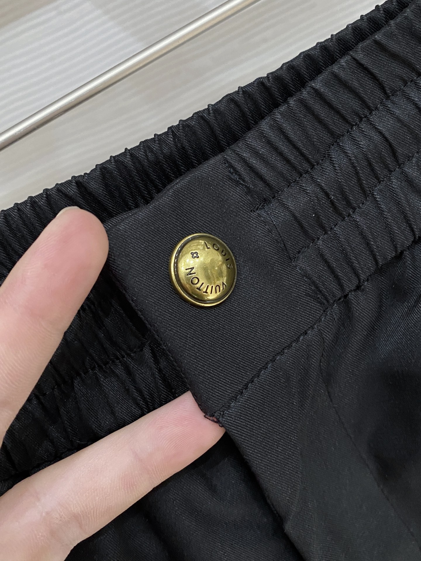 🌟27 驴家# 2026 春夏时尚/休闲裤子美学的焕新诠释,演绎浓郁的格调型时尚风范,细节感和设计感强悍