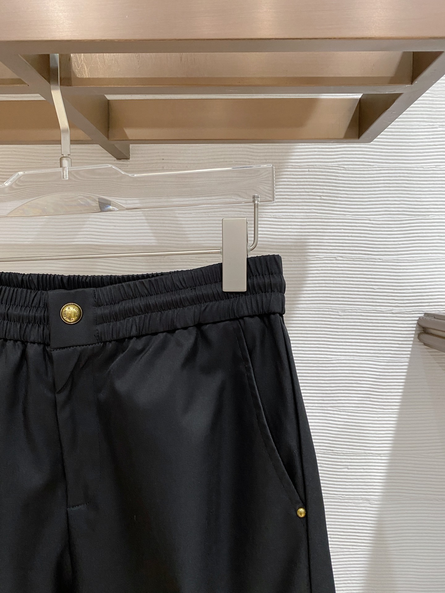 🌟27 驴家# 2026 春夏时尚/休闲裤子美学的焕新诠释,演绎浓郁的格调型时尚风范,细节感和设计感强悍