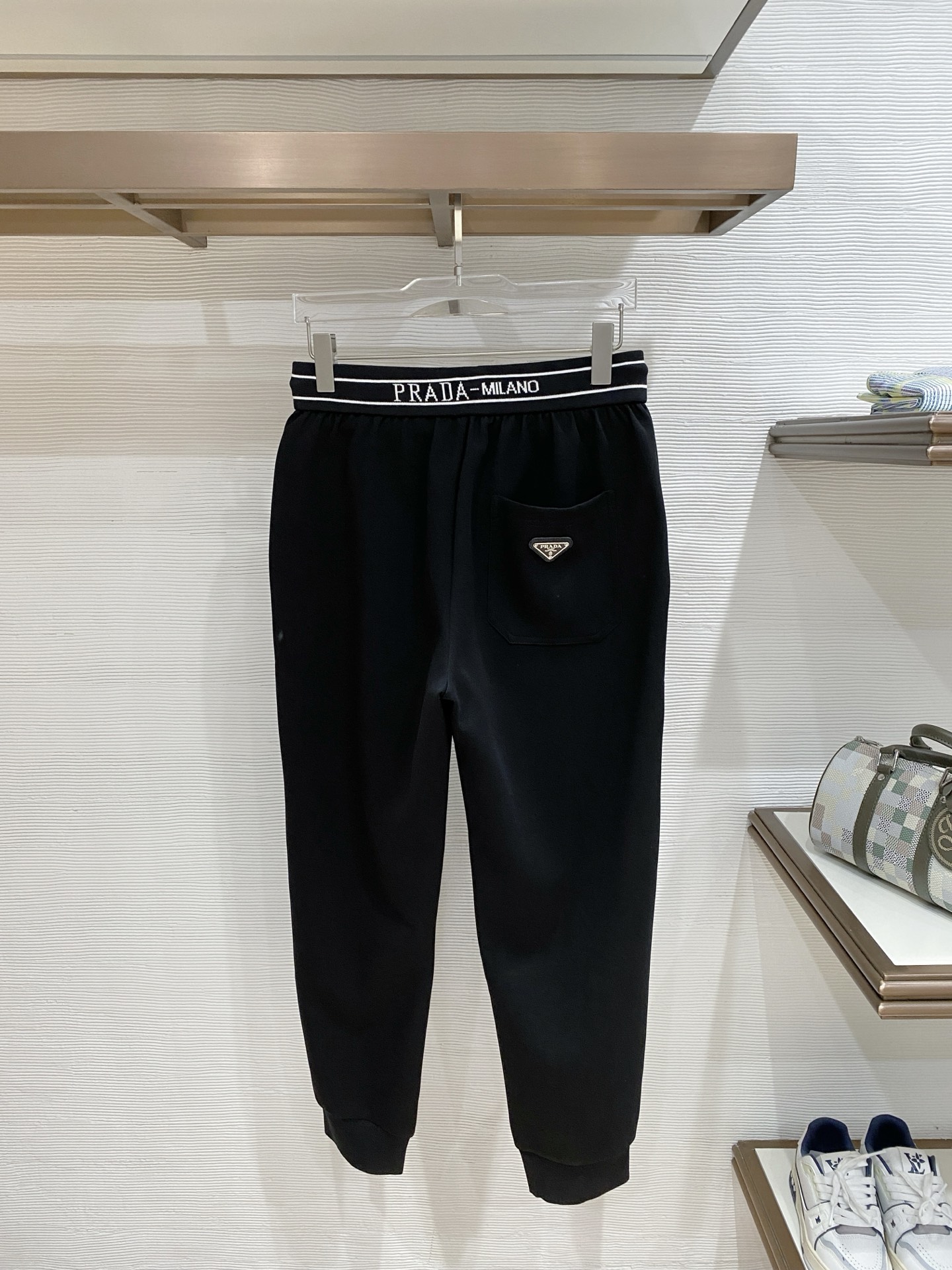 🌟27 PRD# 2026 春夏时尚/休闲裤子美学的焕新诠释,演绎浓郁的格调型时尚风范,细节感和设计感强