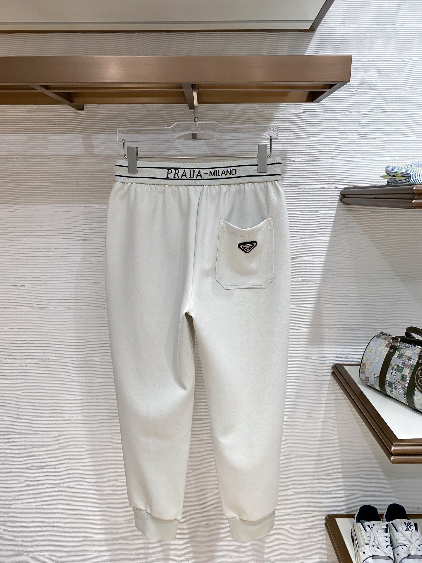 🌟27 PRD# 2026 春夏时尚/休闲裤子美学的焕新诠释,演绎浓郁的格调型时尚风范,细节感和设计感强