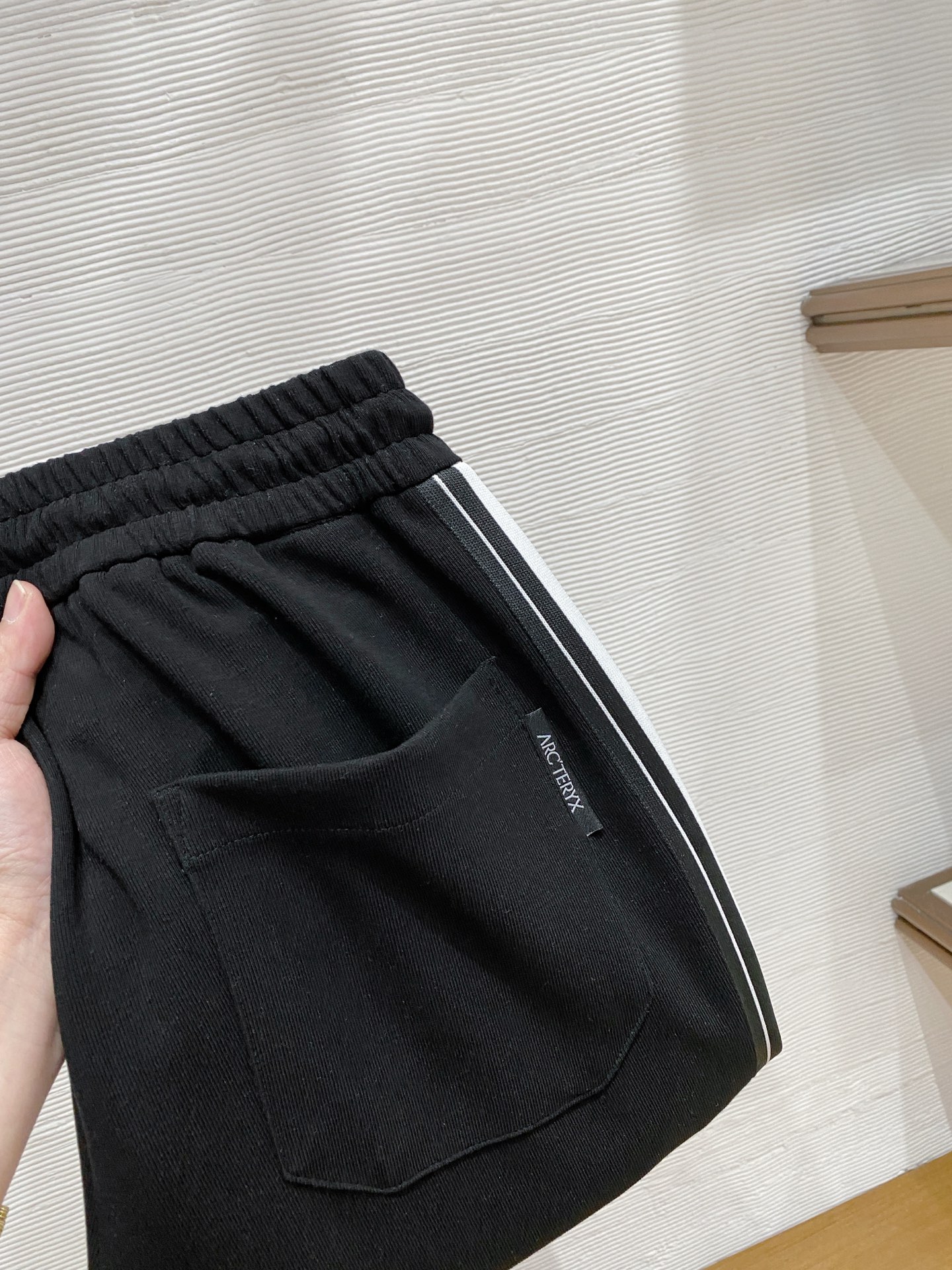 🌟27 始祖# 2026 春夏时尚/休闲裤子美学的焕新诠释,演绎浓郁的格调型时尚风范,细节感和设计感强悍