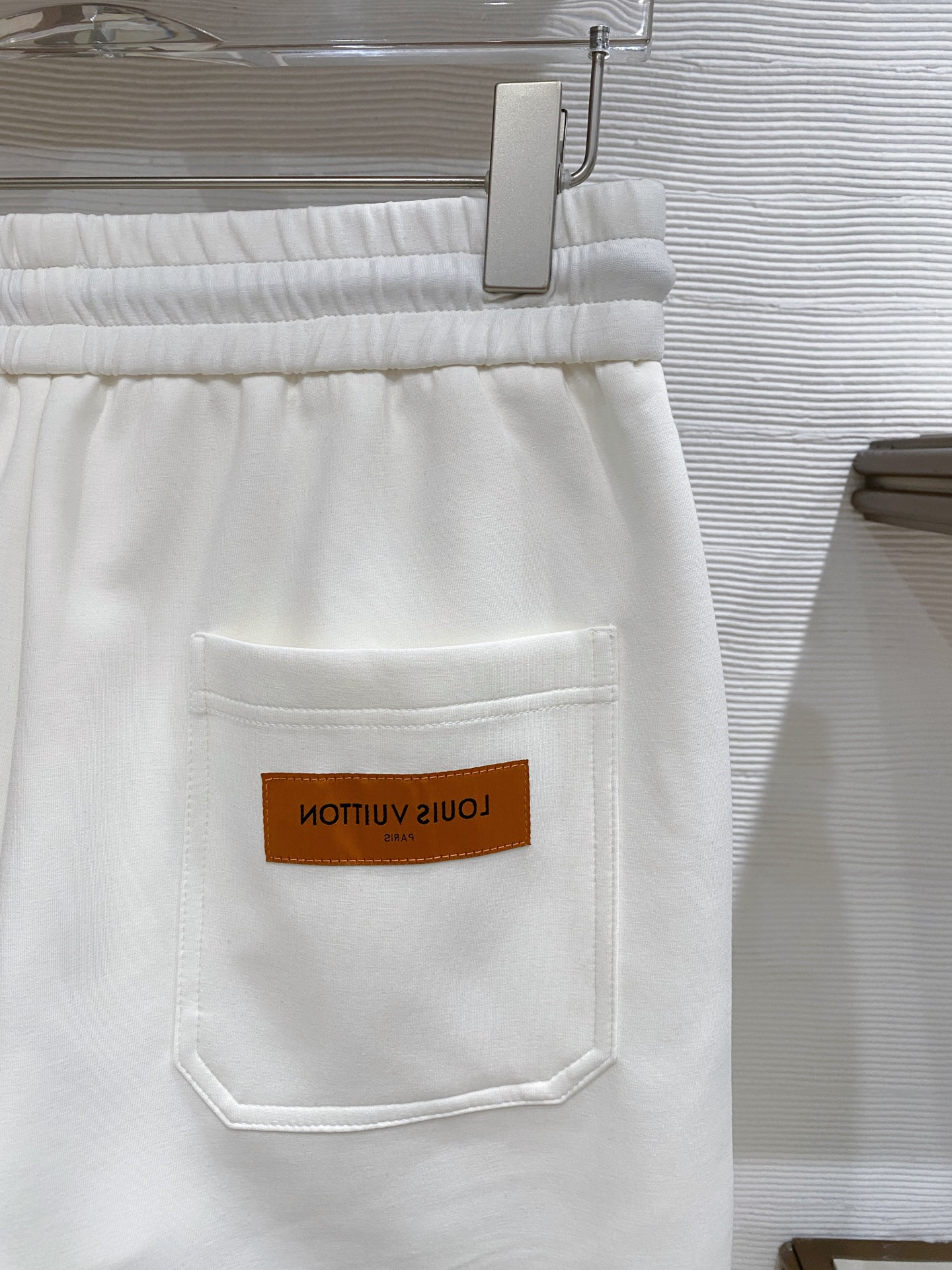 🌟27 驴家# 2026 春夏时尚/休闲裤子美学的焕新诠释,演绎浓郁的格调型时尚风范,细节感和设计感强悍