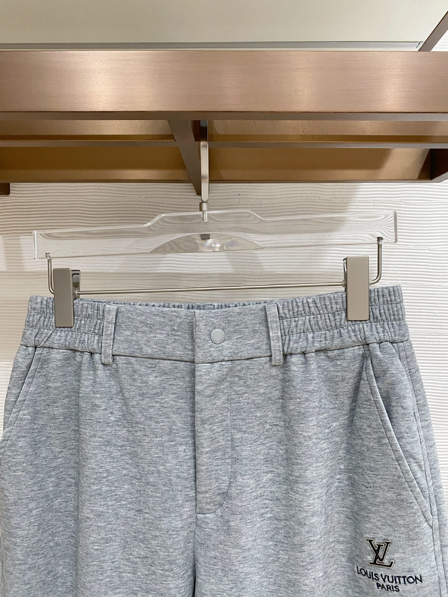 🌟27 驴家# 2026 春夏时尚/休闲裤子美学的焕新诠释,演绎浓郁的格调型时尚风范,细节感和设计感强悍