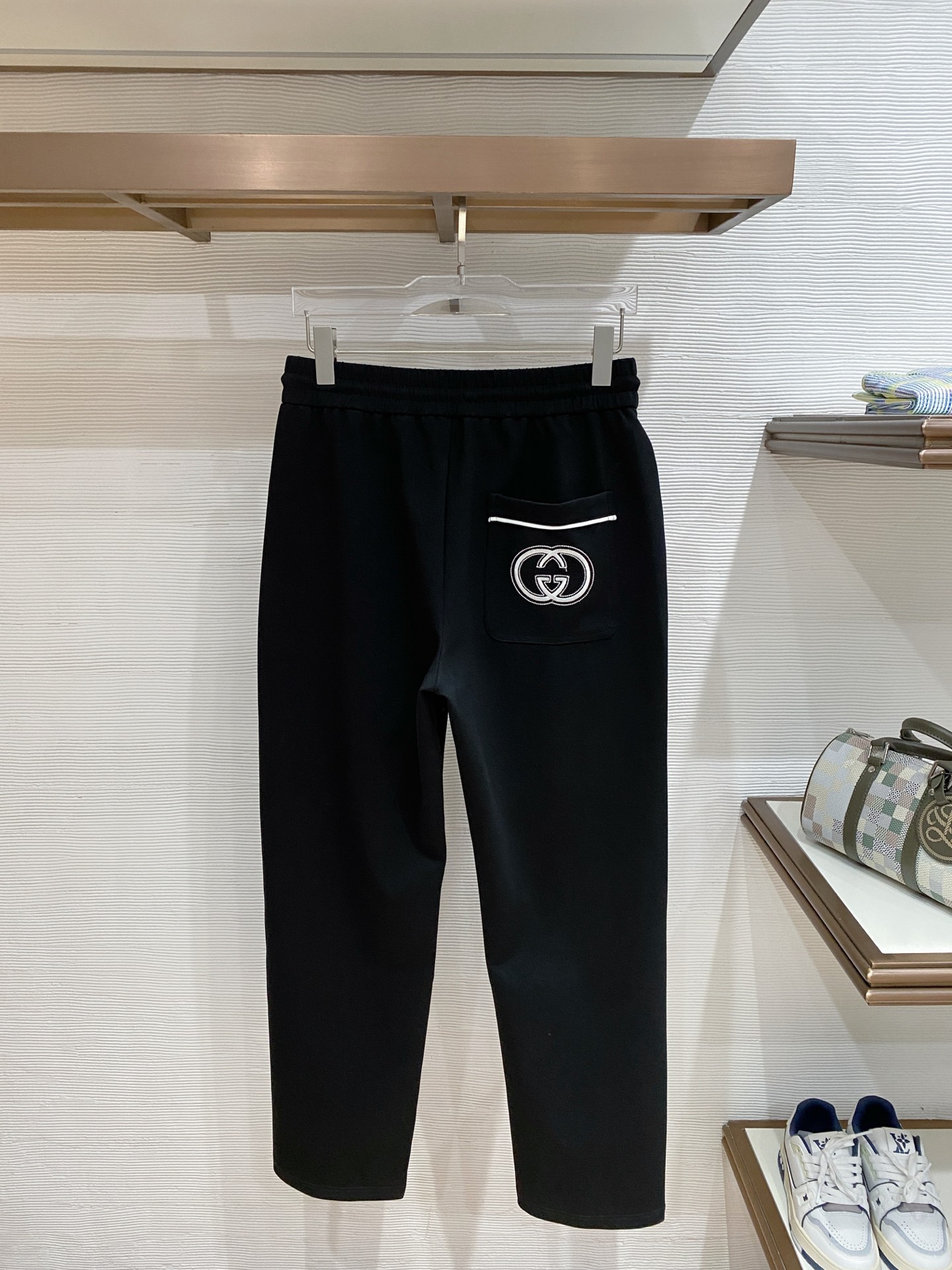 🌟27 GU# 2026 春夏时尚/休闲裤子美学的焕新诠释,演绎浓郁的格调型时尚风范,细节感和设计感强悍