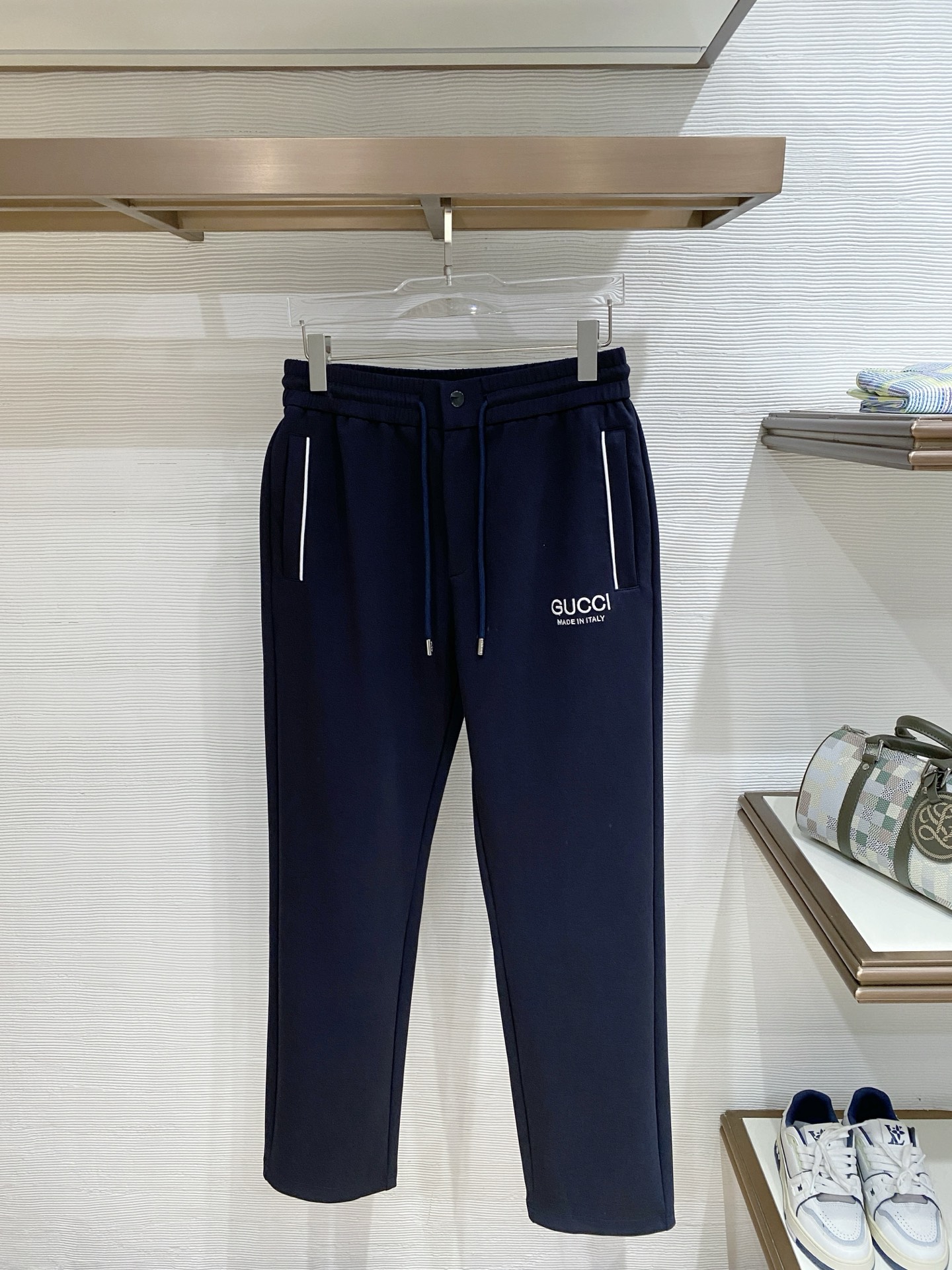 🌟27 GU# 2026 春夏时尚/休闲裤子美学的焕新诠释,演绎浓郁的格调型时尚风范,细节感和设计感强悍