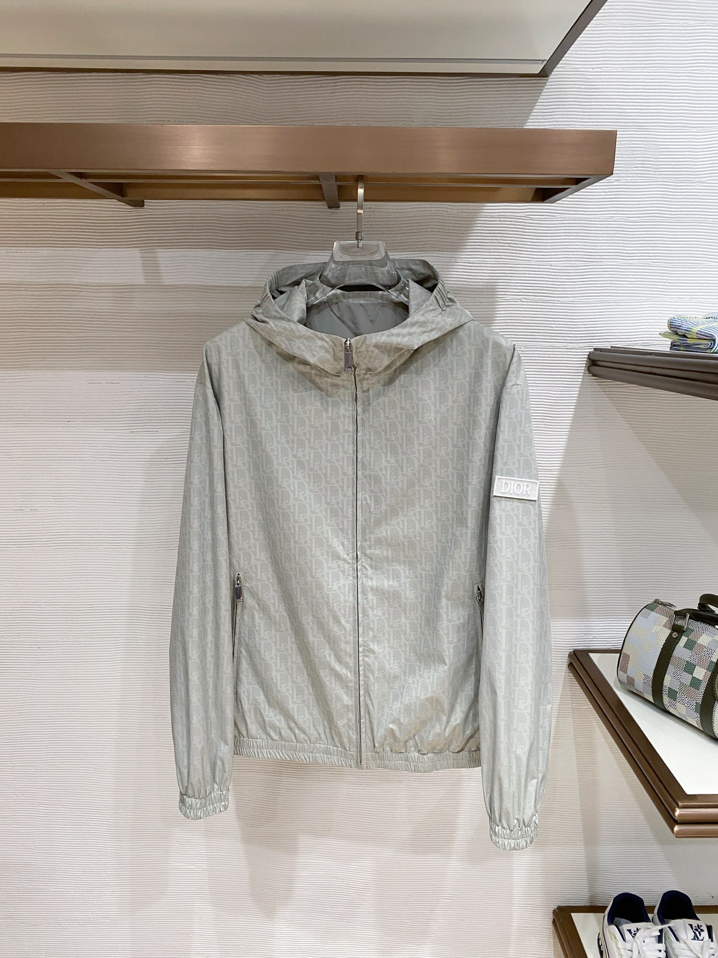 贸易公司订单‼️ 26SS早春新品 高端男士立领双面夹克外套 产量稀少珍贵.难度系数之高令人震撼!一眼便