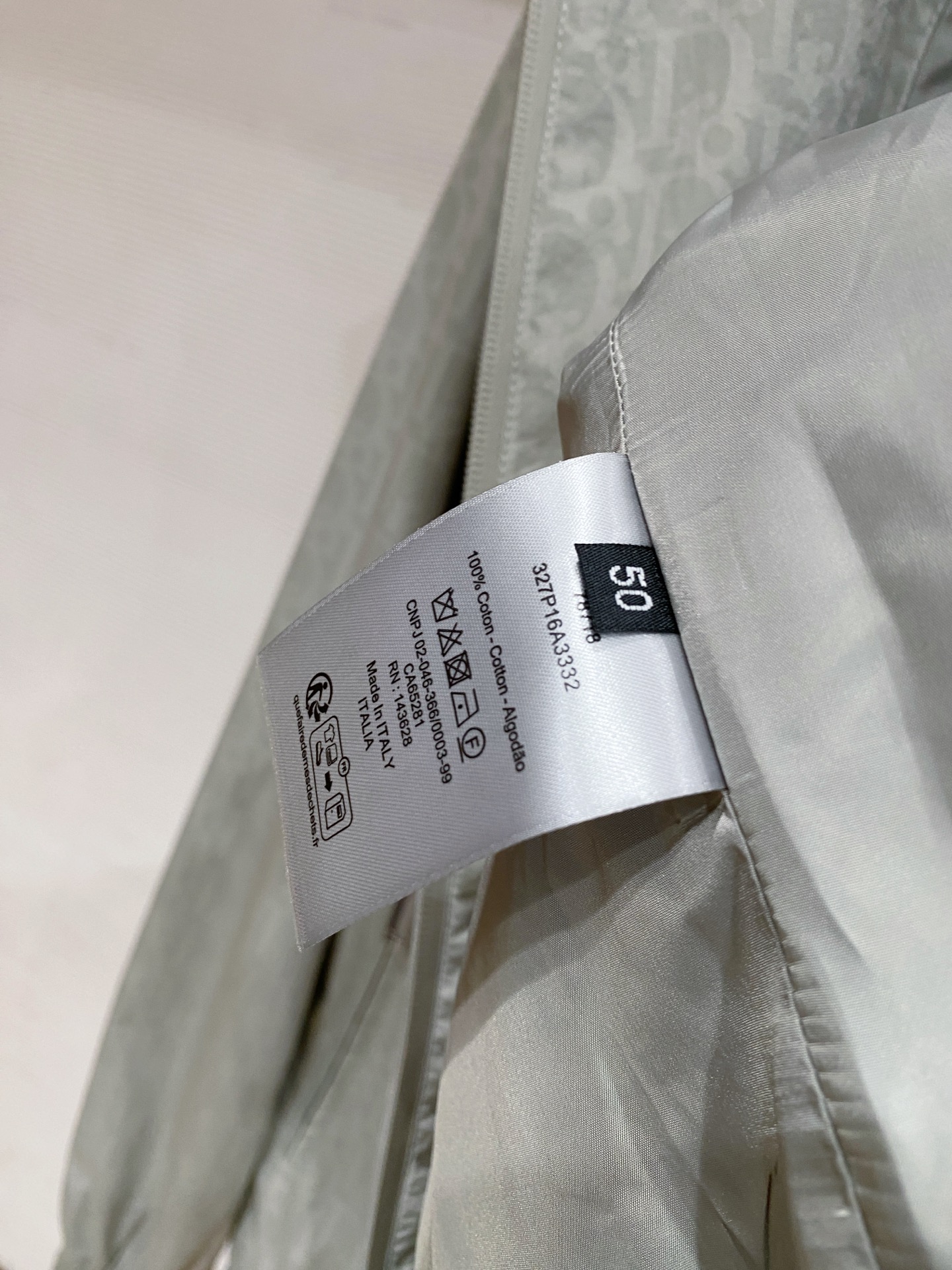 贸易公司订单‼️ 26SS早春新品 高端男士立领双面夹克外套 产量稀少珍贵.难度系数之高令人震撼!一眼便