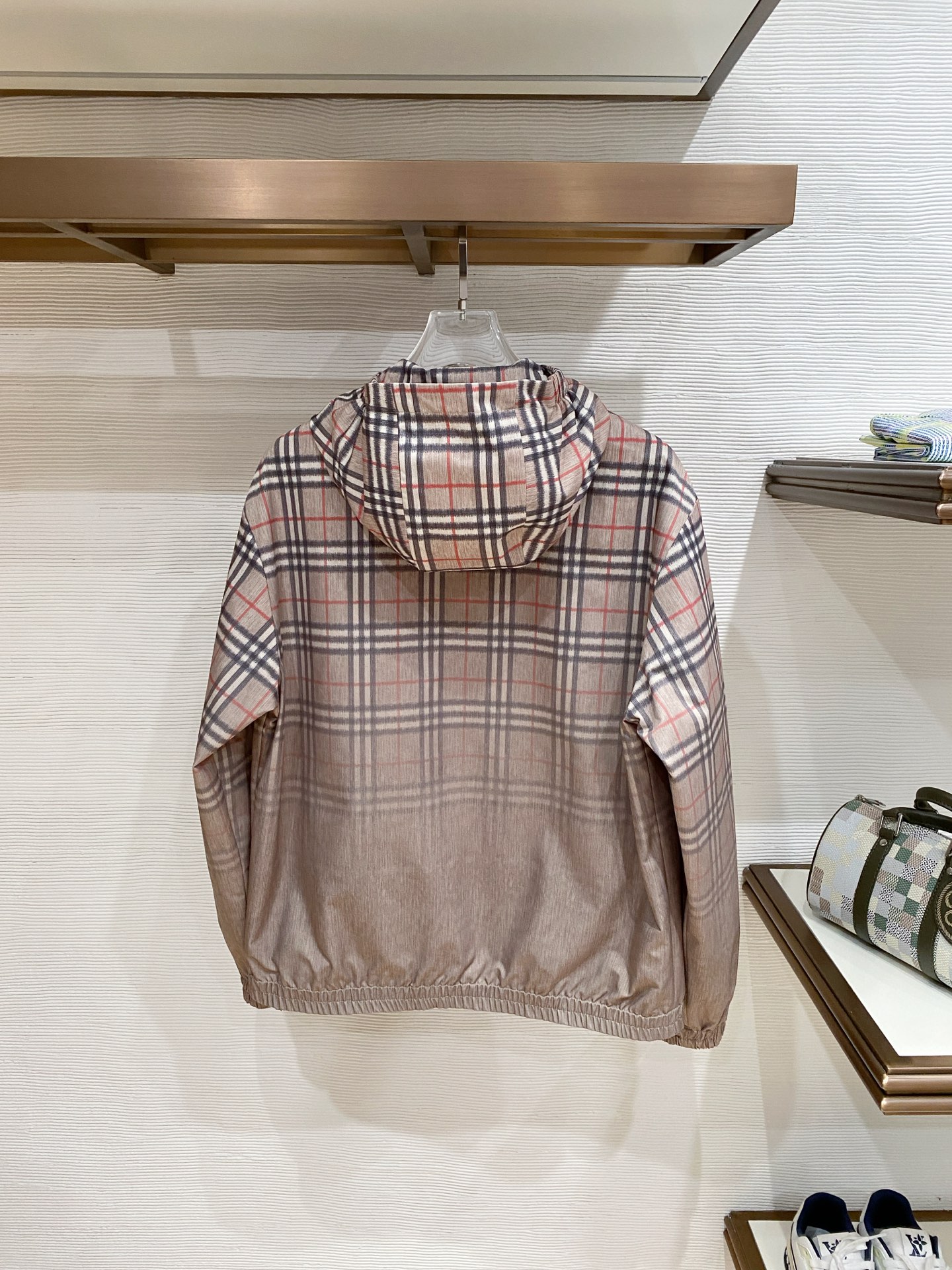 贸易公司订单‼️ 26SS早春新品 高端男士立领双面夹克外套 产量稀少珍贵.难度系数之高令人震撼!一眼便