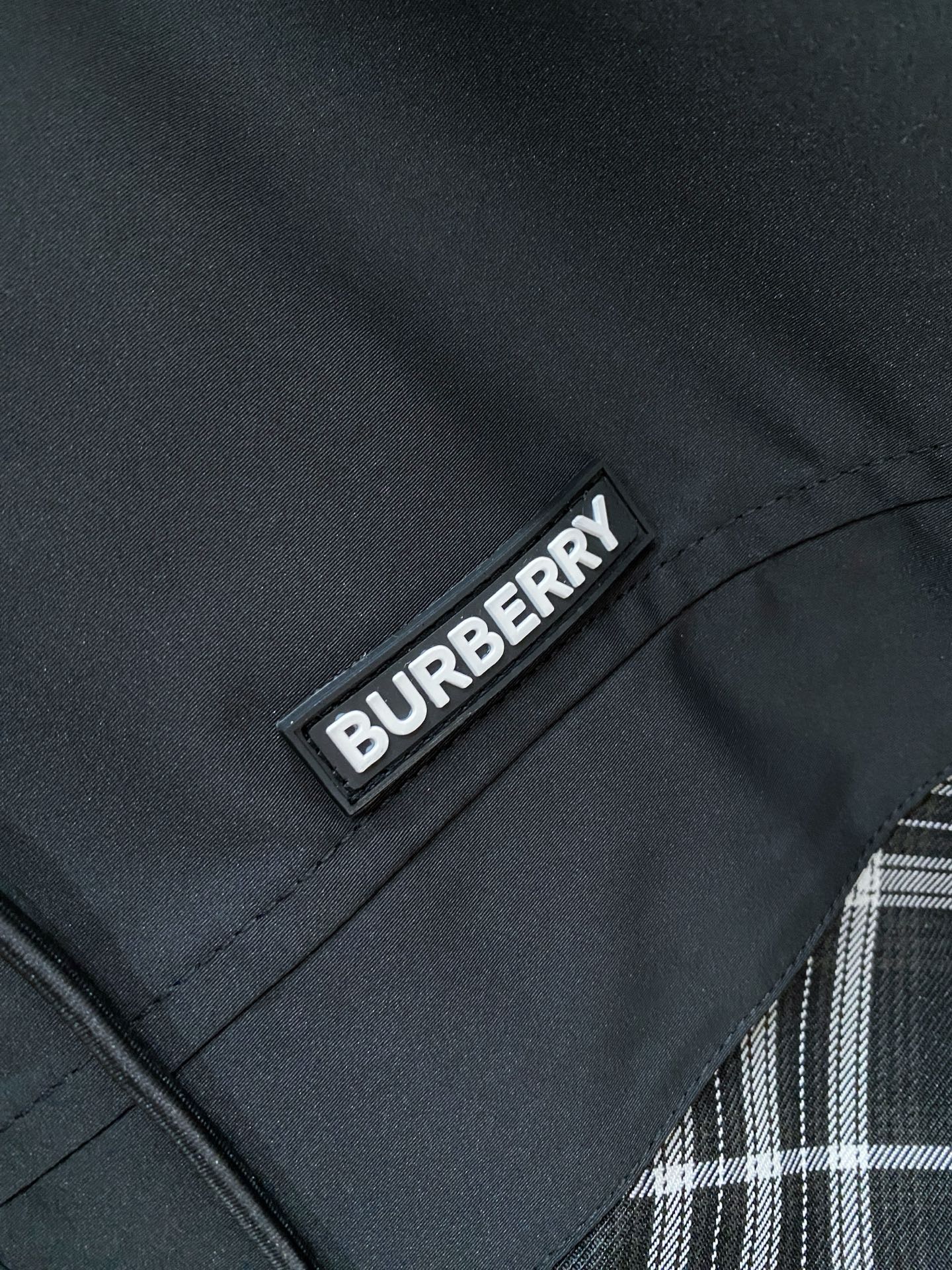 贸易公司订单‼️ 26SS早春新品 高端男士立领双面夹克外套 产量稀少珍贵.难度系数之高令人震撼!一眼便