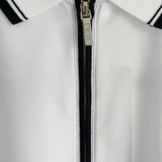 。Loro piana 1926春夏新品翻领Polo短袖 时尚单品设计,更加时尚舒适,高标准定制,上身 。Loro piana 1926春夏新品翻领Polo短袖 时尚单品设计,更加时尚舒适,高标准定制,上身