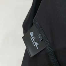 精品面料 顶级定制醋酸面料Loro piana 1926春夏新款首发专柜最新款短袖圆领T恤 高端订制 设 精品面料 顶级定制醋酸面料Loro piana 1926春夏新款首发专柜最新款短袖圆领T恤 高端订制 设