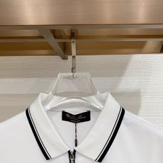 。Loro piana 1926春夏新品翻领Polo短袖 时尚单品设计,更加时尚舒适,高标准定制,上身 。Loro piana 1926春夏新品翻领Polo短袖 时尚单品设计,更加时尚舒适,高标准定制,上身