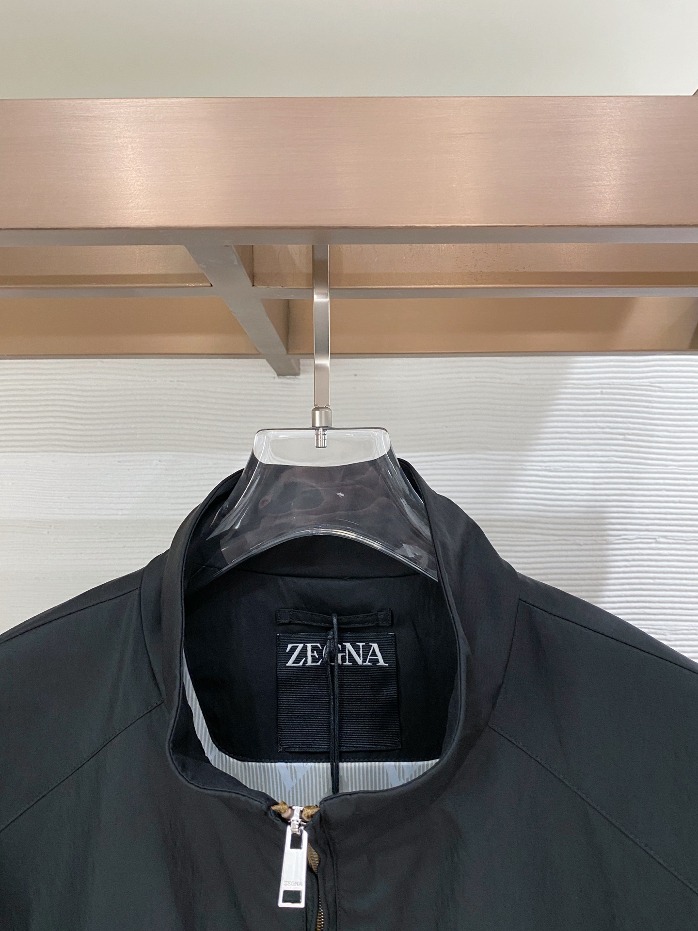 Zegna杰尼亚 26春夏外套官网专柜在售系列，业内独家首发经典主线里最抢手最火爆的系列男女同款，经典都