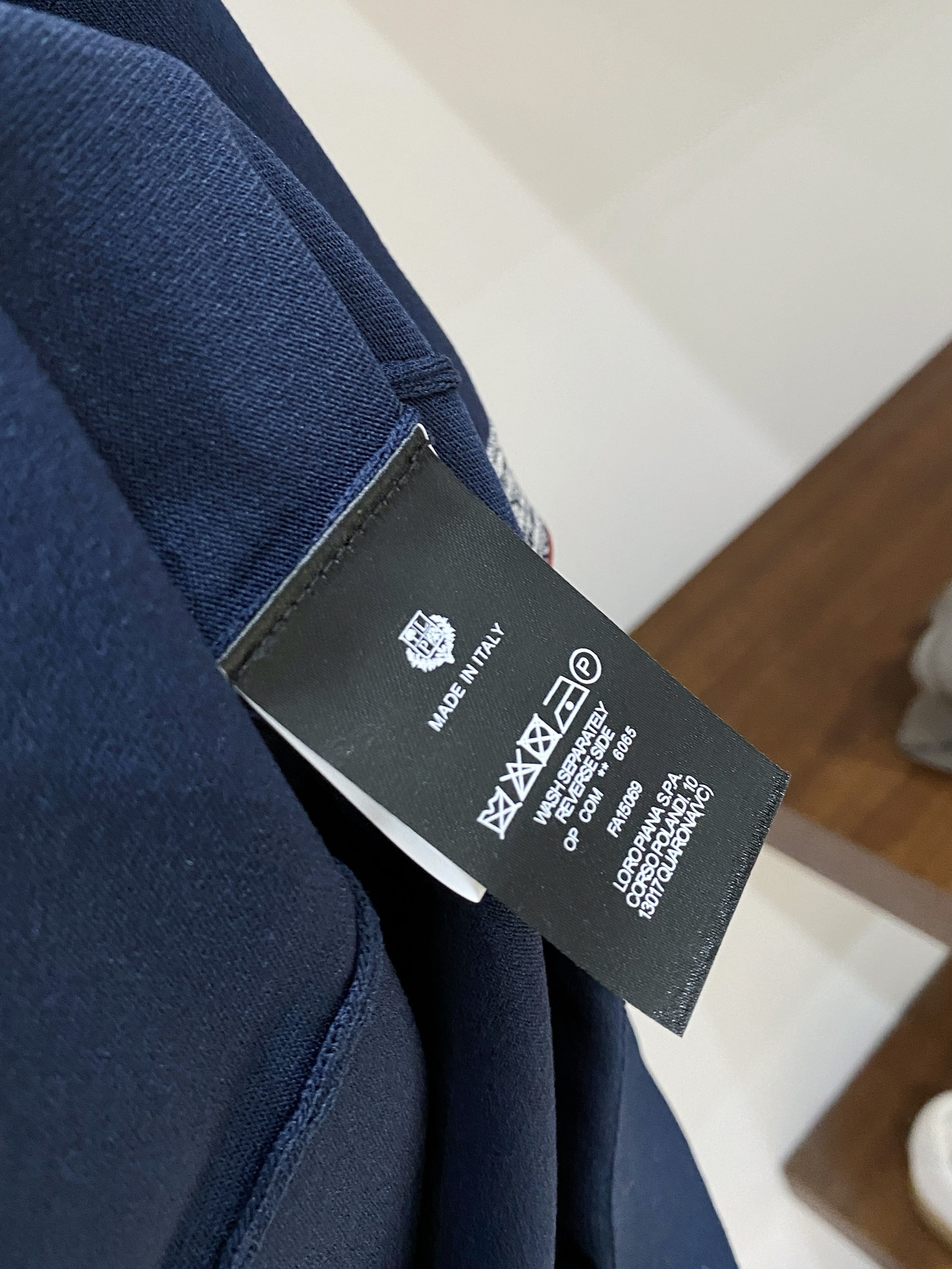 顶级品质>(26新款针织)专柜官网同步发售！辅料全部原版定制出品，贸易公司真品订单。高级定制进口面料，以