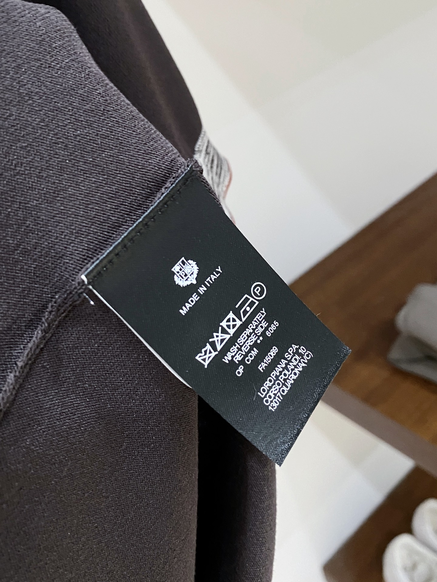 顶级品质>(26新款针织)专柜官网同步发售！辅料全部原版定制出品，贸易公司真品订单。高级定制进口面料，以