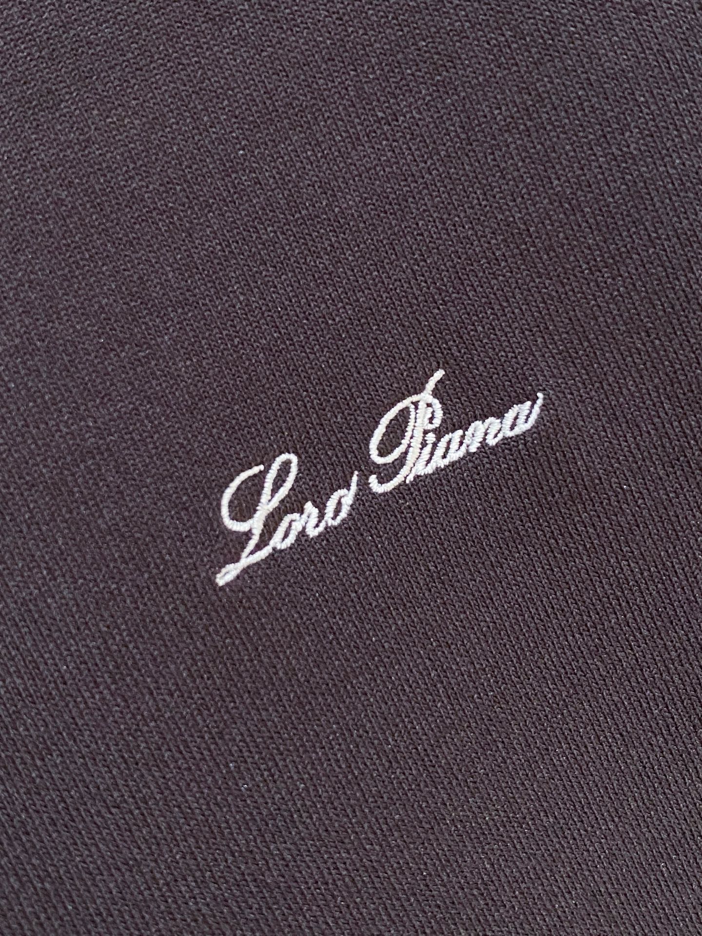 顶级品质>(26新款针织)专柜官网同步发售！辅料全部原版定制出品，贸易公司真品订单。高级定制进口面料，以