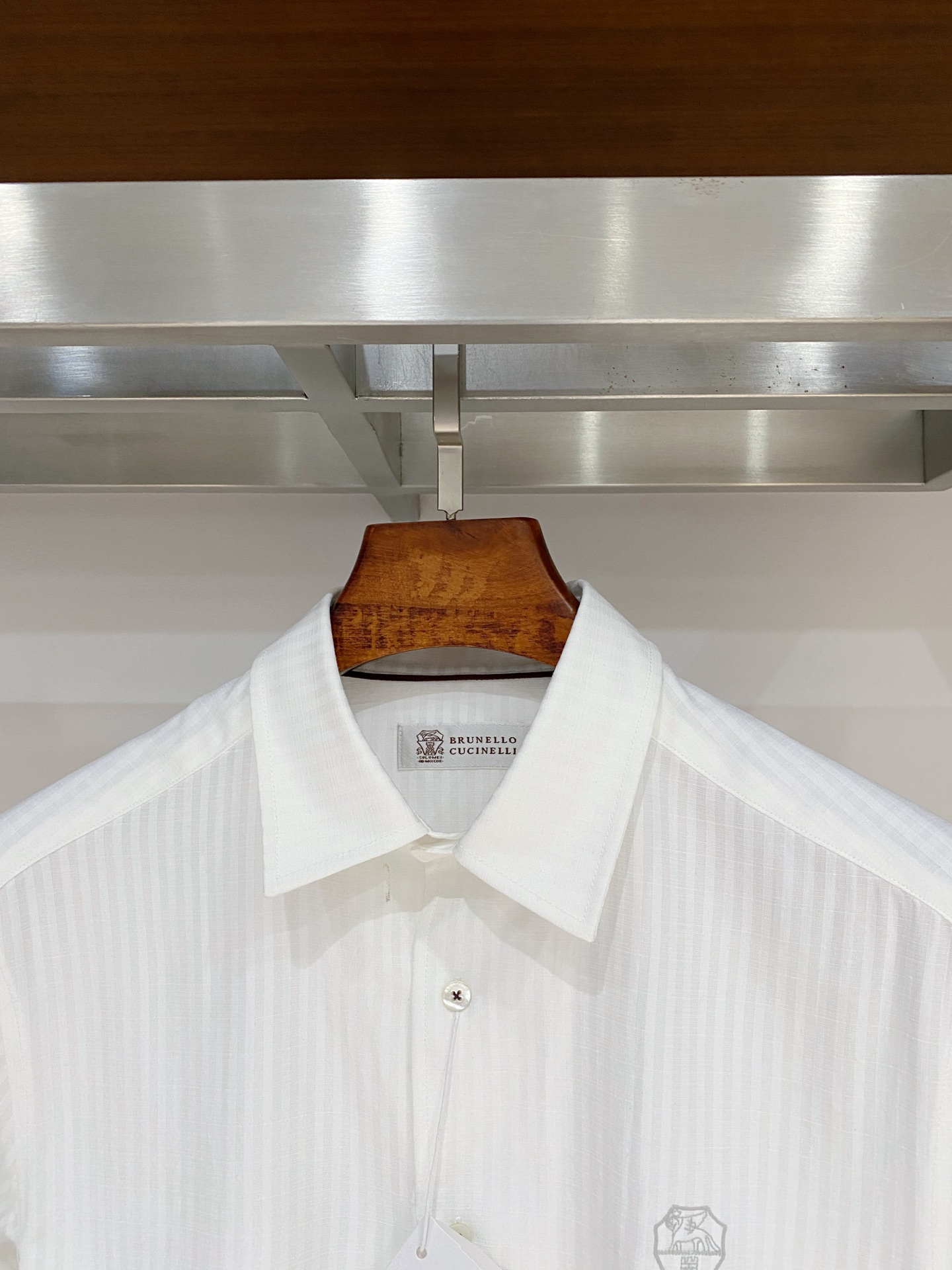 顶级品质>26新款(精品衬衫)专柜官网同步发售！辅料全部原版定制出品，贸易公司真品订单。高级定制进口面料