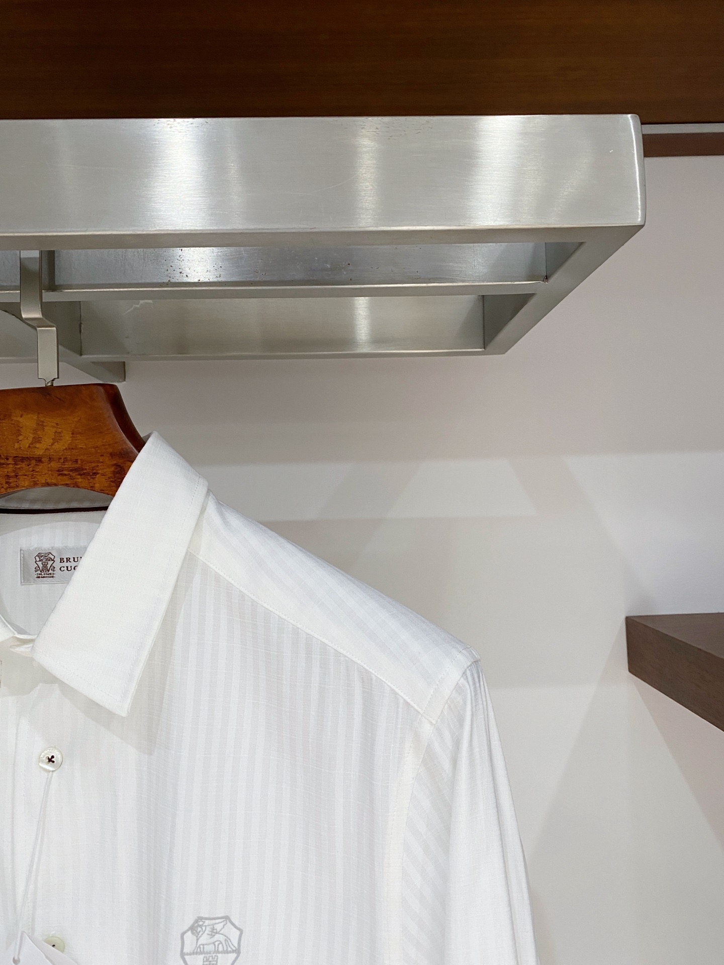 顶级品质>26新款(精品衬衫)专柜官网同步发售！辅料全部原版定制出品，贸易公司真品订单。高级定制进口面料