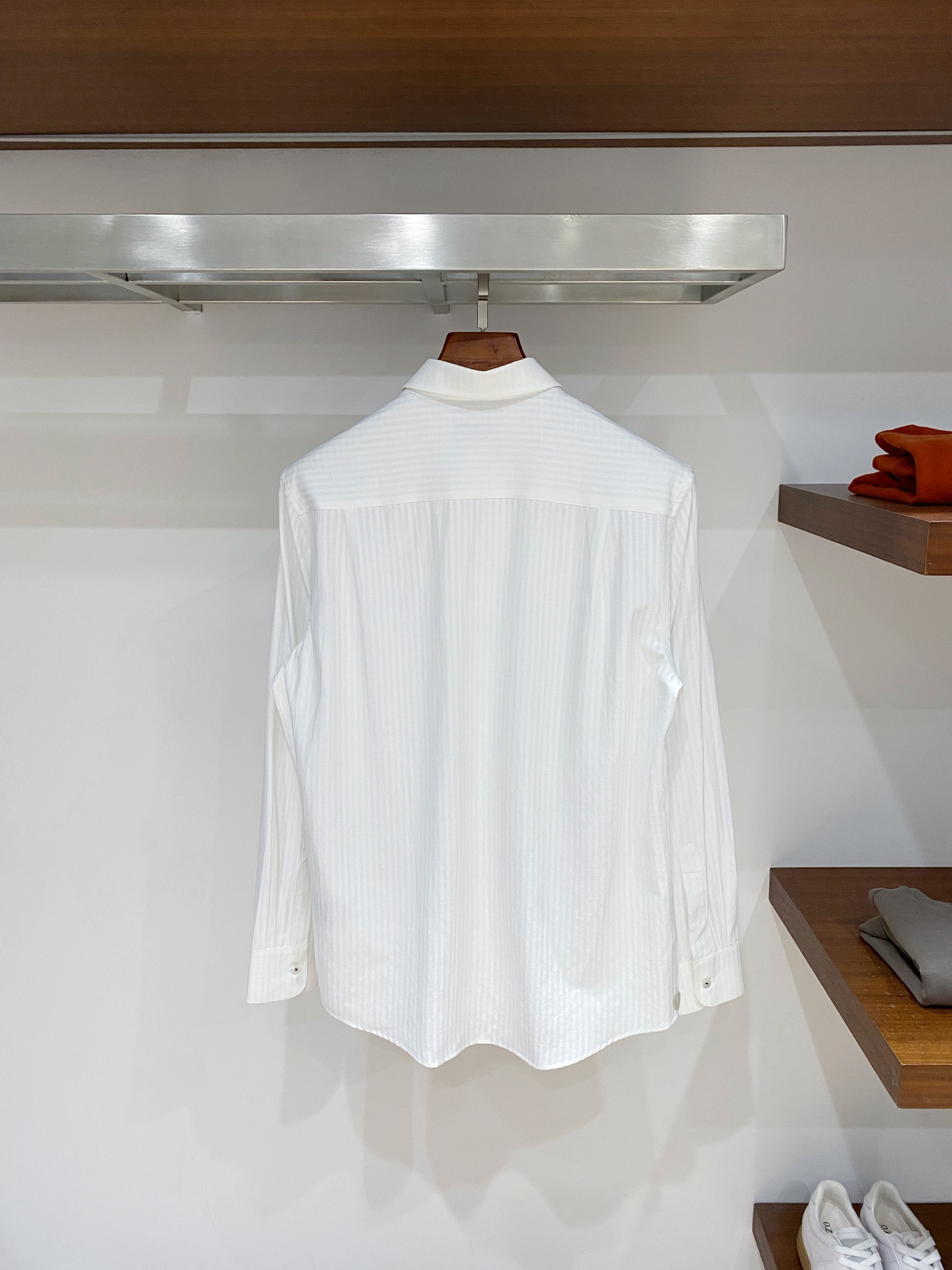 顶级品质>26新款(精品衬衫)专柜官网同步发售！辅料全部原版定制出品，贸易公司真品订单。高级定制进口面料