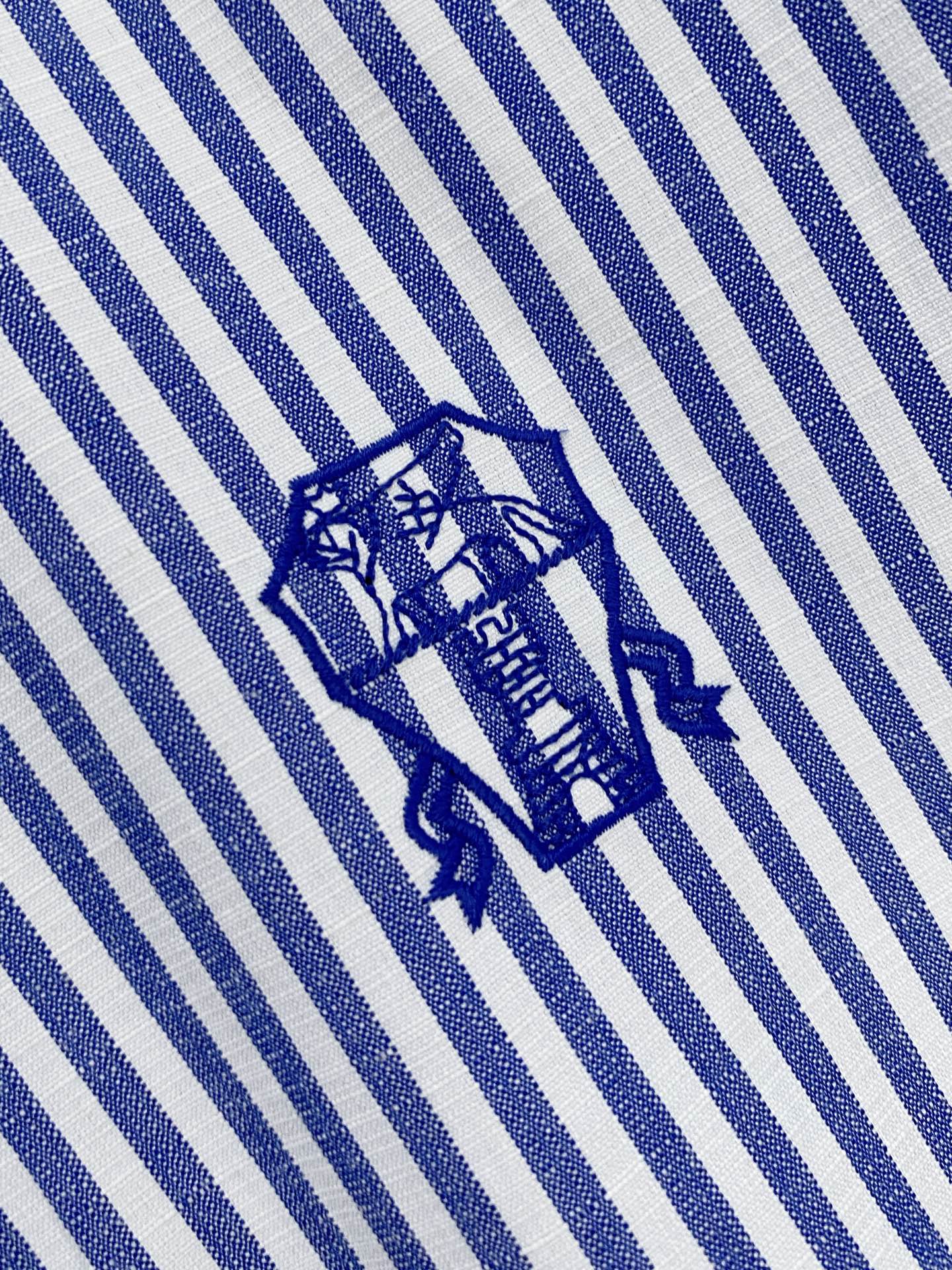 顶级品质>26新款(精品衬衫)专柜官网同步发售！辅料全部原版定制出品，贸易公司真品订单。高级定制进口面料